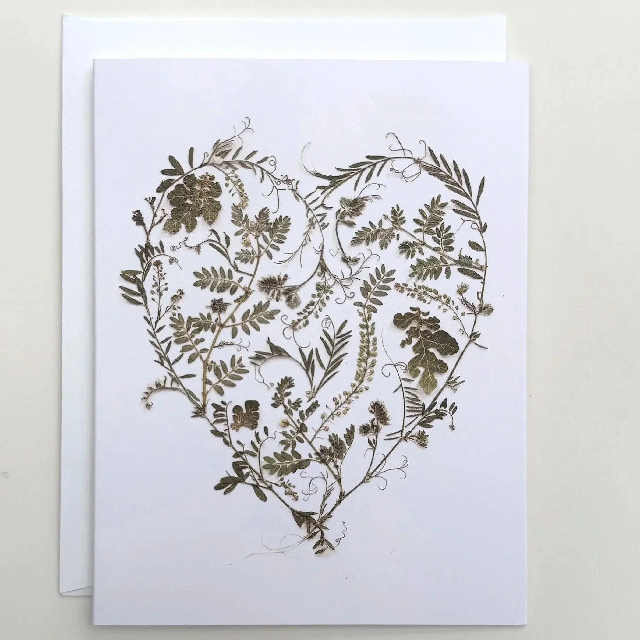 greeting-card-front-botanical-heart.jpg