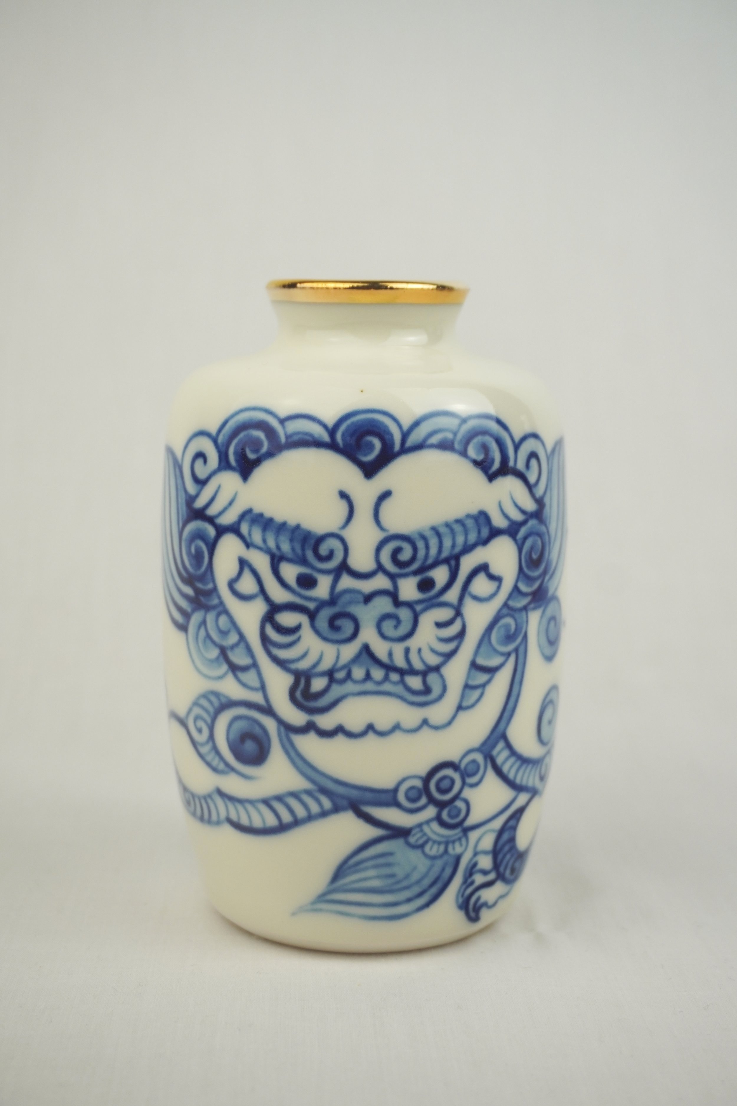 snow lion vessel