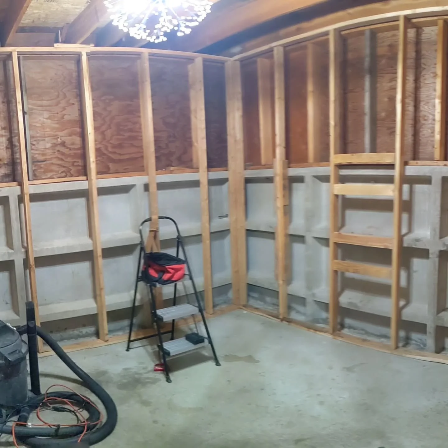 So it begins! 

My tackroom/ grain room is getting a face lift, I am so excited. After 4 years of doing other ranch projects we can finally tackle this crazy mess. 

🍓New window
🍓Sheetrock
🍓Heater/ AC unit
🍓Insulation 
🍓? 

Comment on what else 