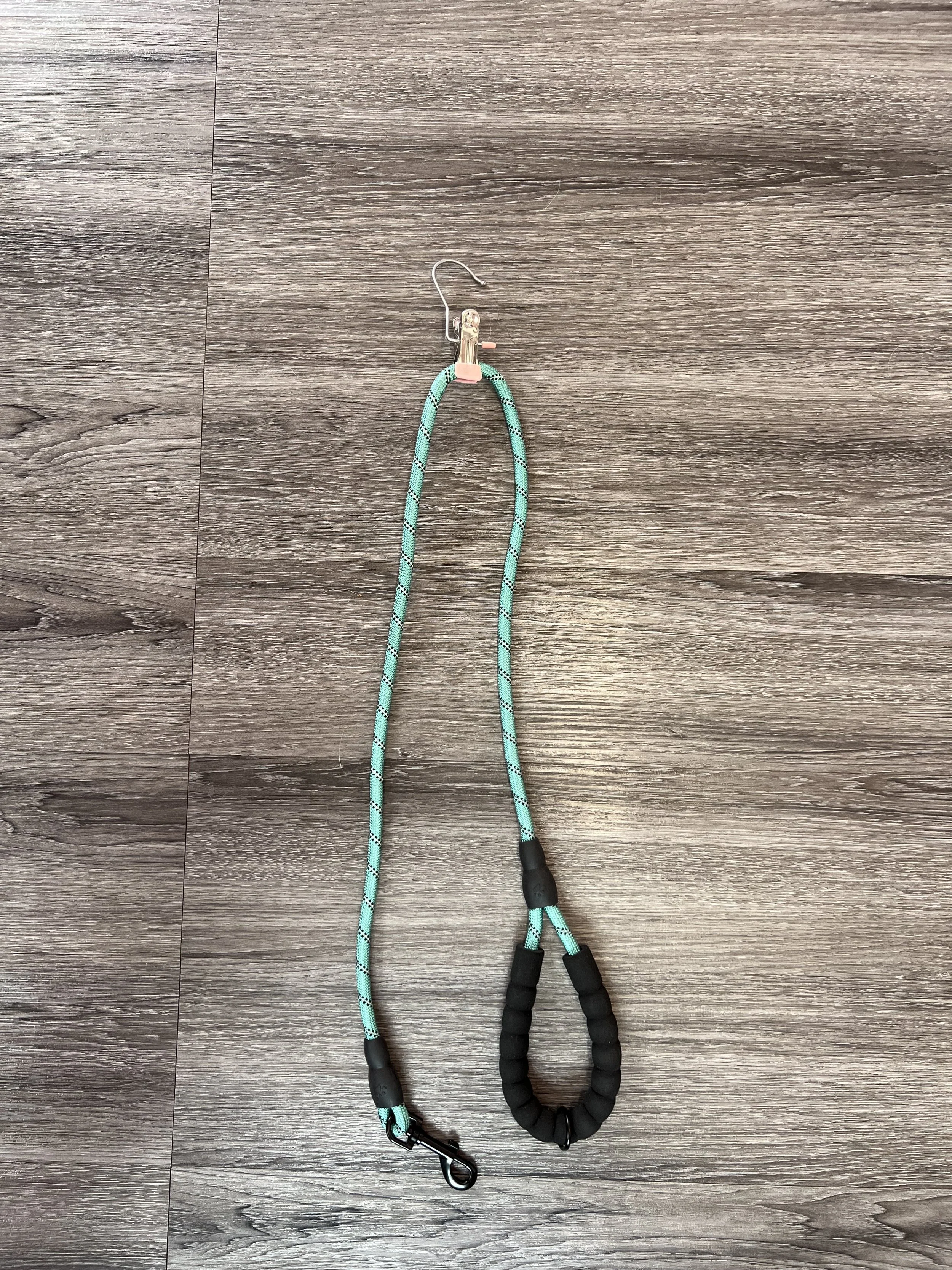 Turquoise Comfort Grip Dog Leash
