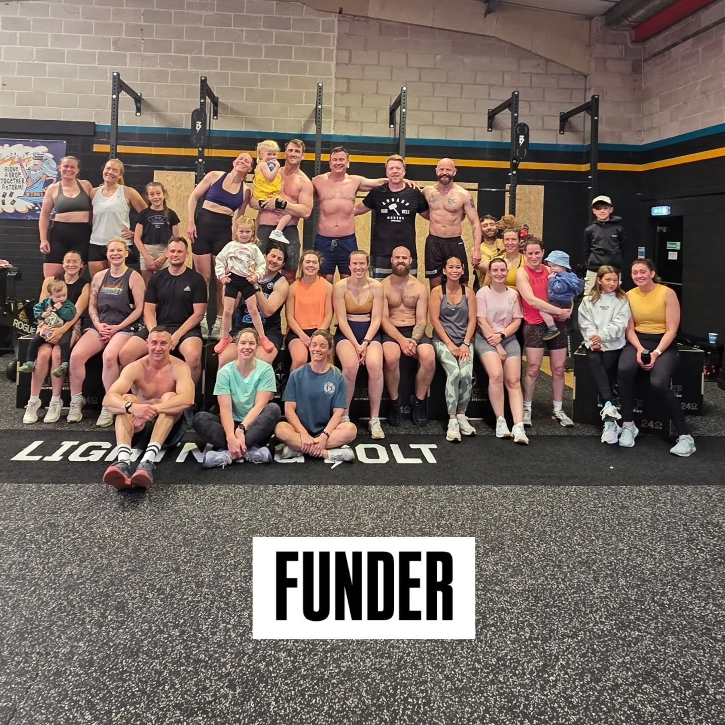 FUNder was fun! Well done everyone ⚡️🙌

#crossfitlightningbolt #crossfit #metcon #macclesfieldgym