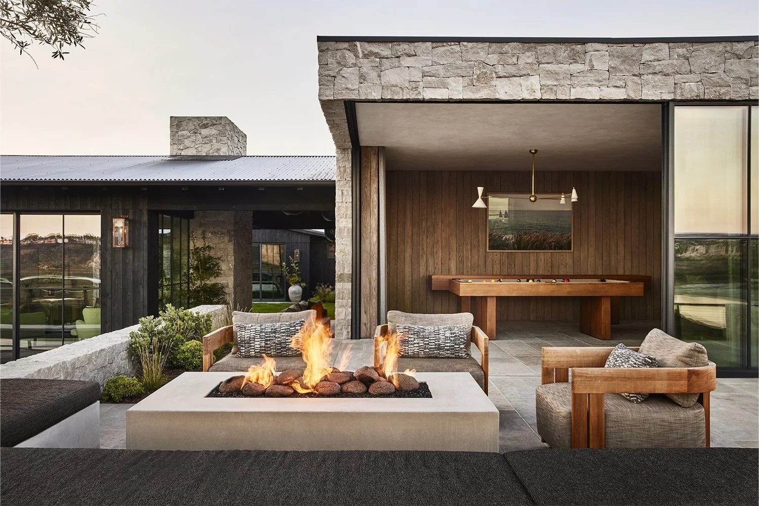 DISC+Mariner+Firepit+copy.jpg