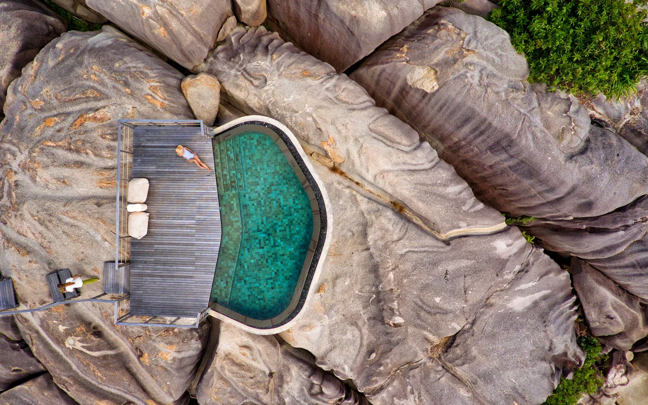 Spa_Aerial_Spa-Pool-Guest-with-Host.png