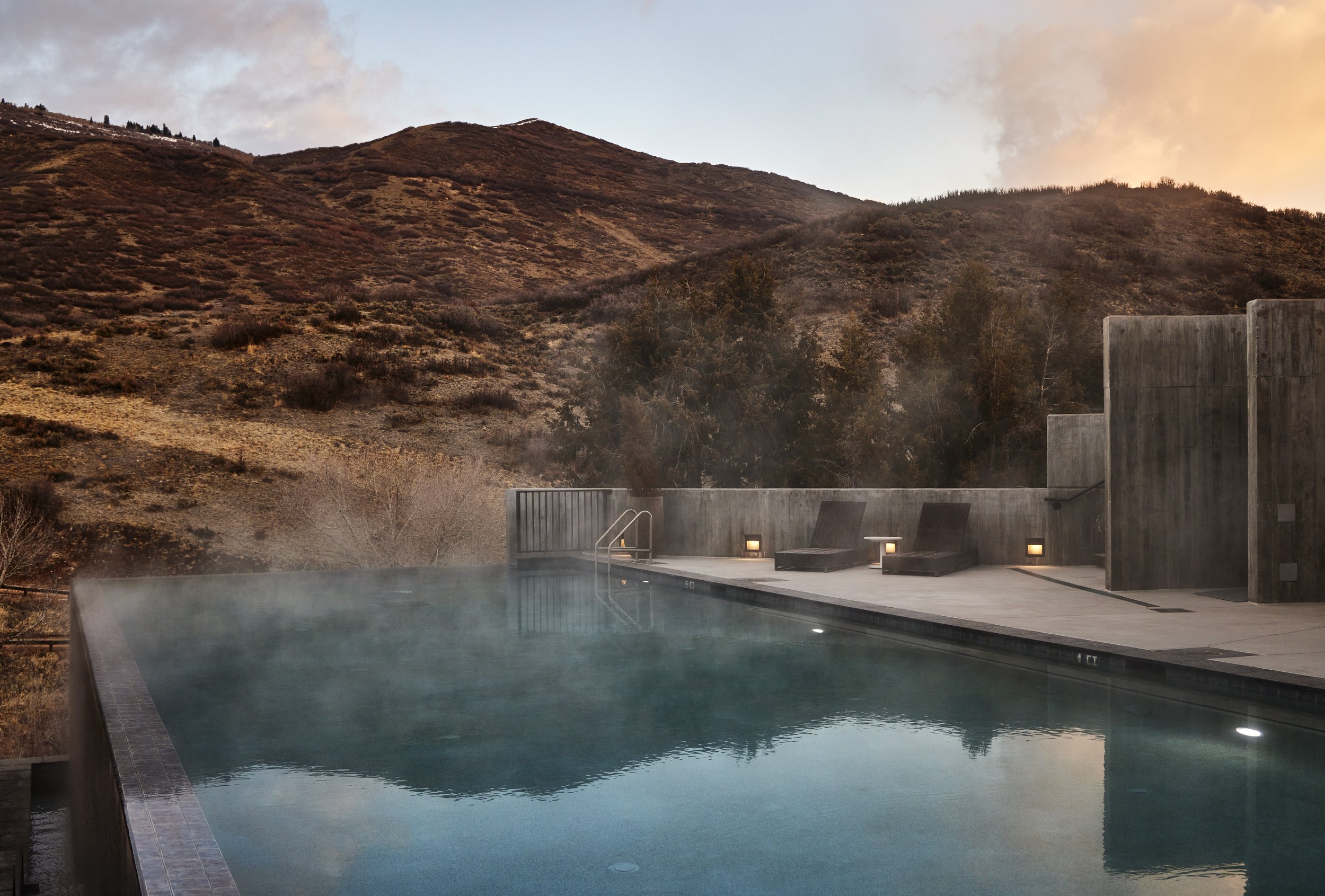 lodge-at-blue-sky-public-spaces_pool_2021_5.jpg