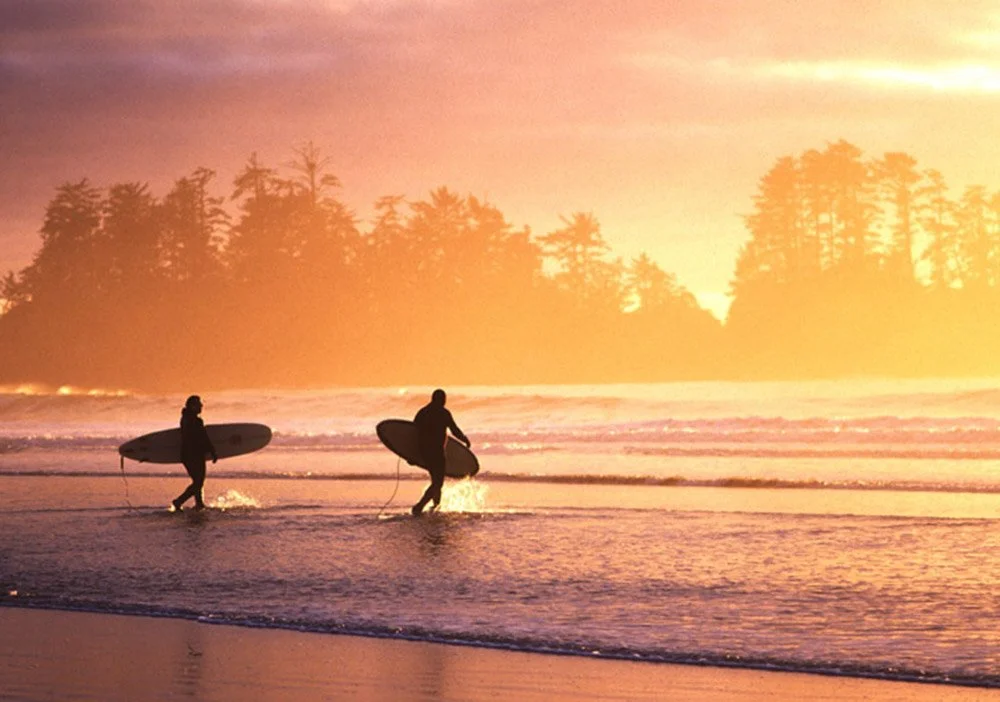 surfers_at_sunset.1000x702.jpg
