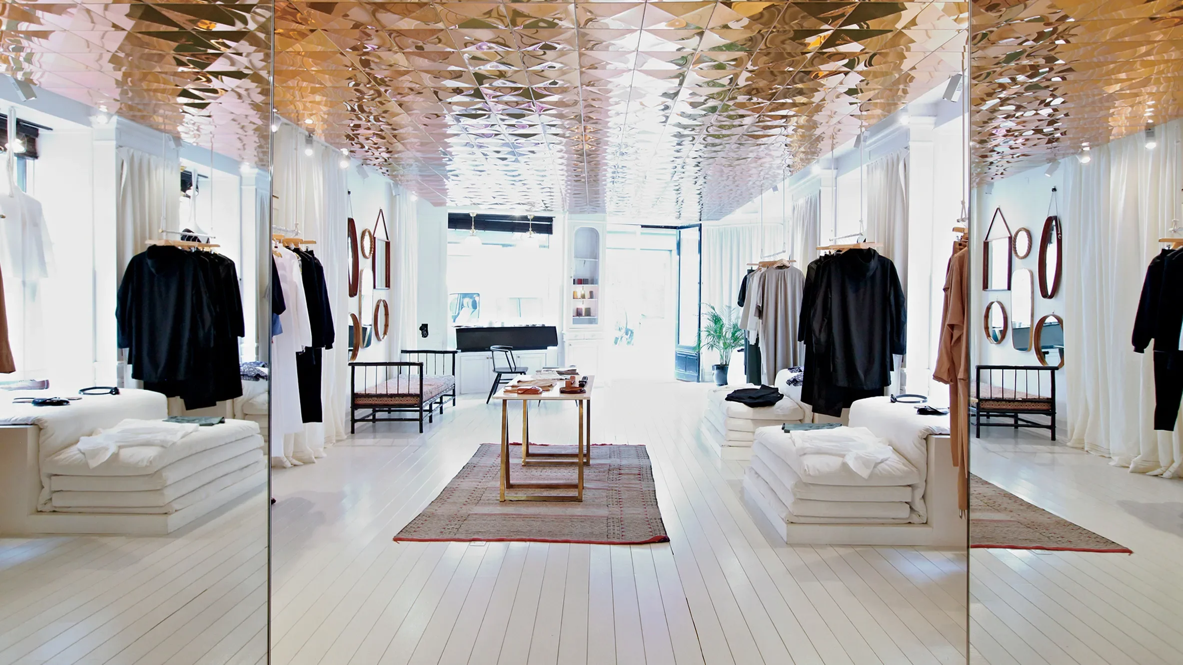 Lemaire-1417-GQ-MOLA07-08.webp