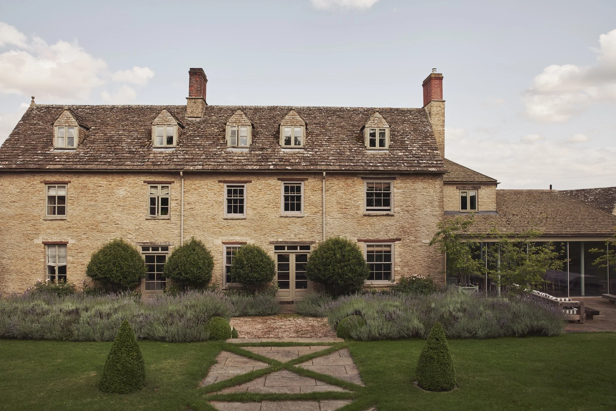 Thyme+-+The+Farmhouse+-+Exterior+3.webp