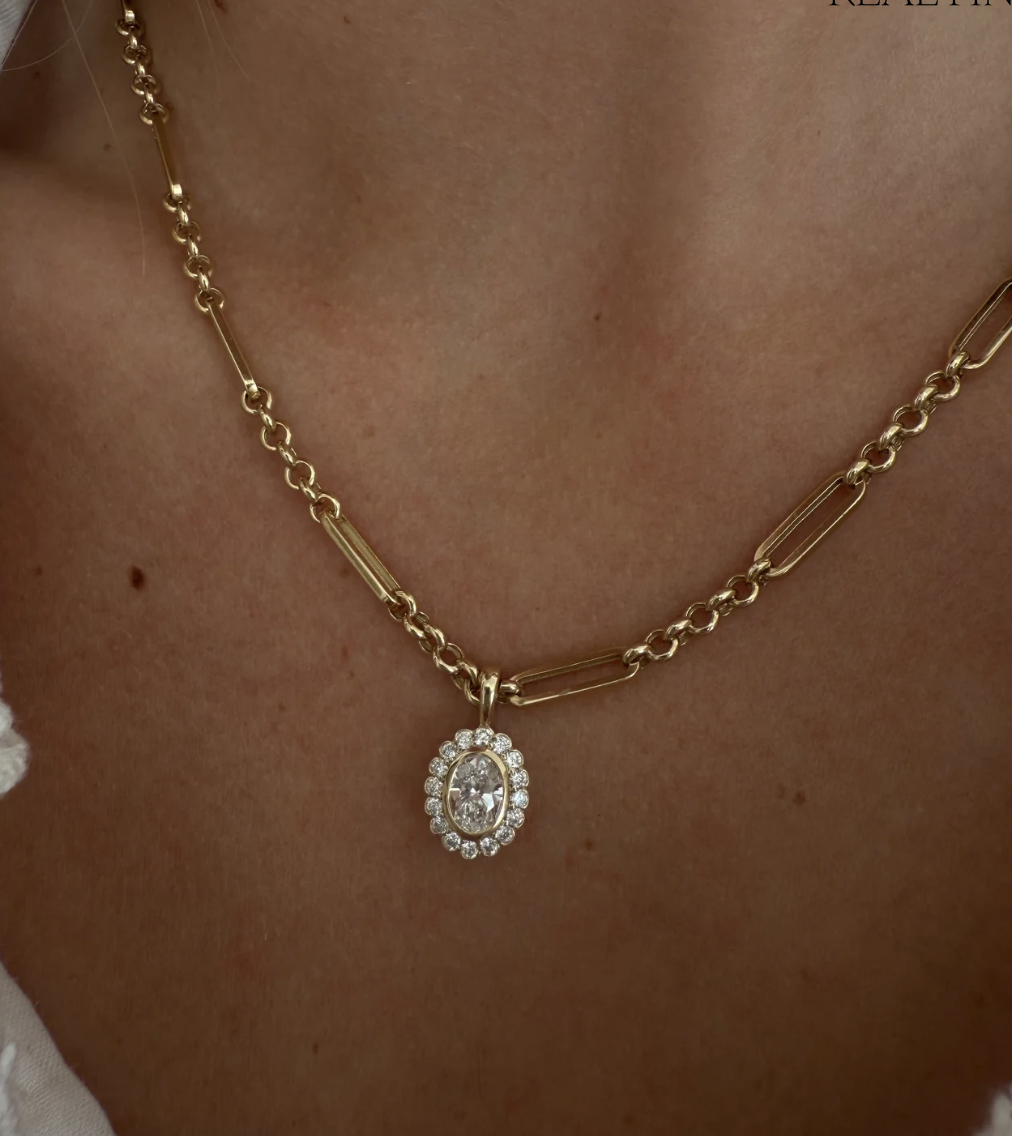 Heirloom Pendant in Snow | $3,092.00 CAD