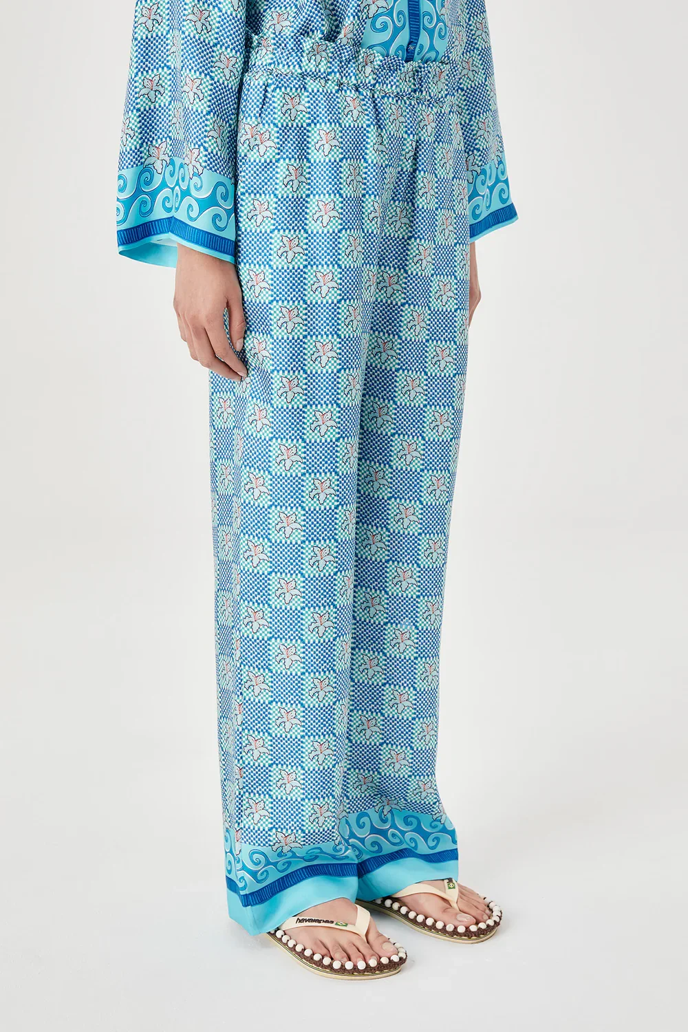 Silk pants | 557.09 CAD
