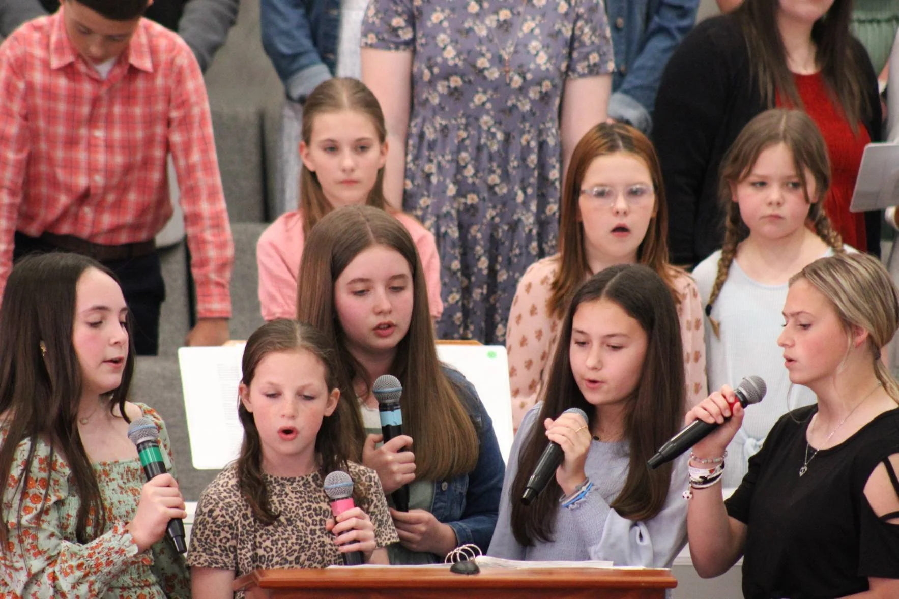 GIRLS SINGING.jpg