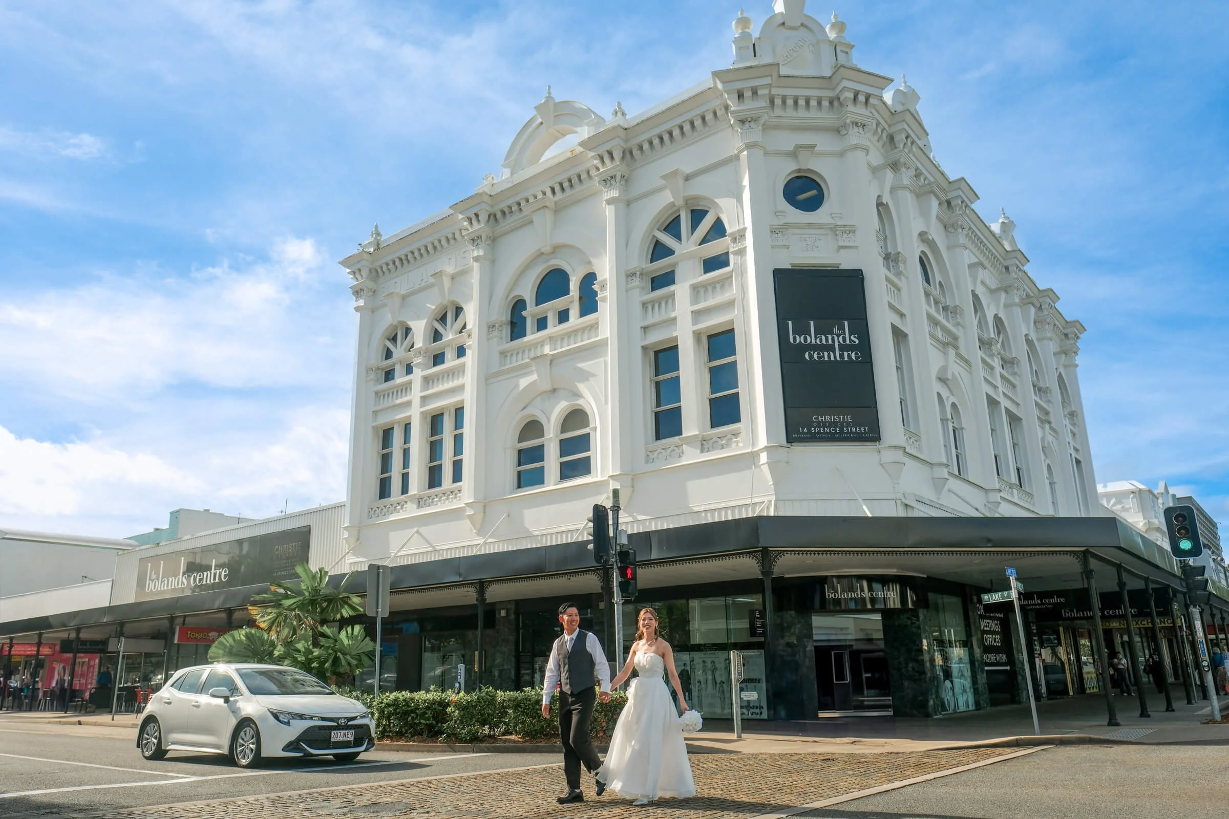cairns-city-wedding-photo-iconic-building-street-walk-urban-bridal-portrait.jpg