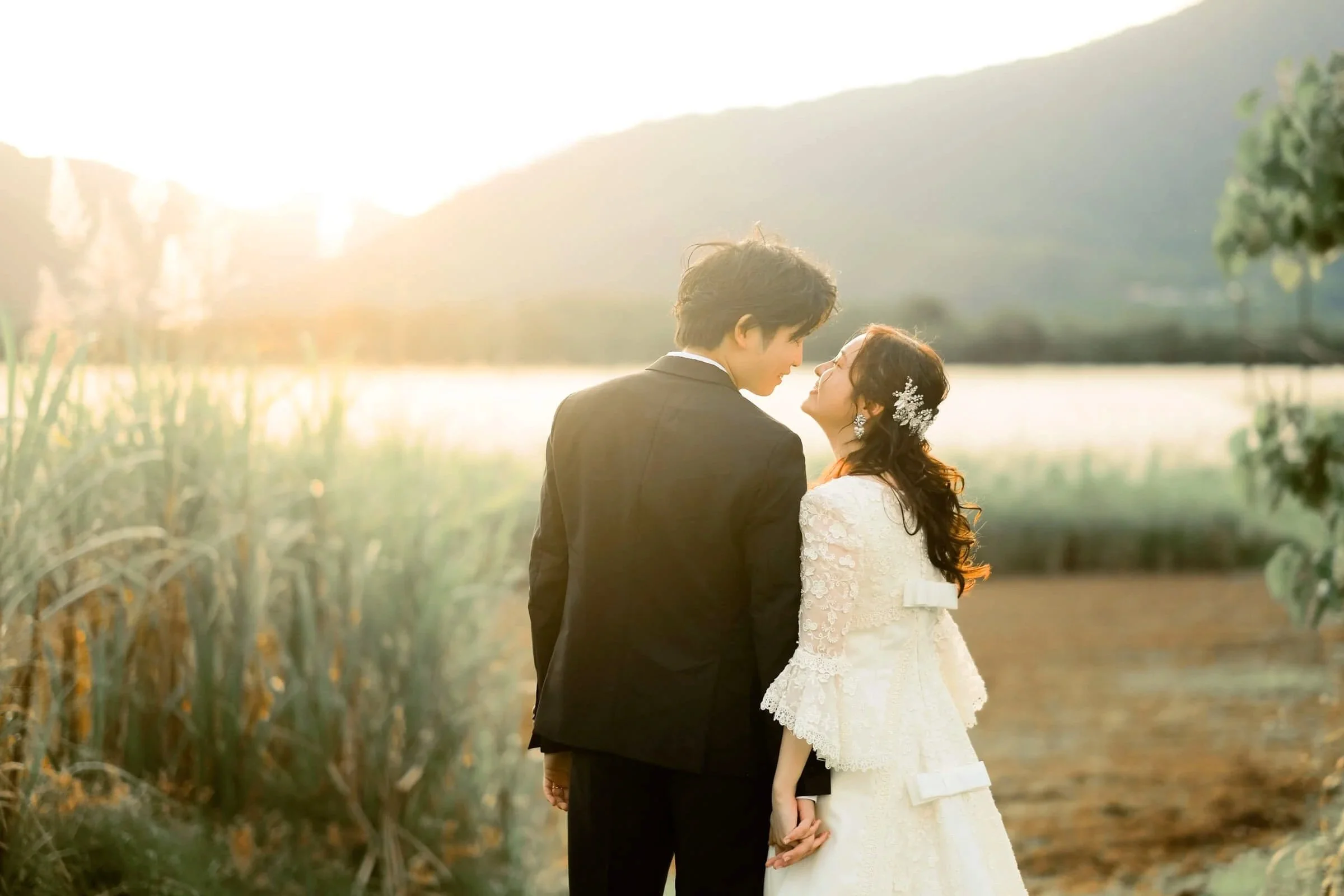 cairns-sugarcane-sunset-wedding-couple-looking-away.jpg