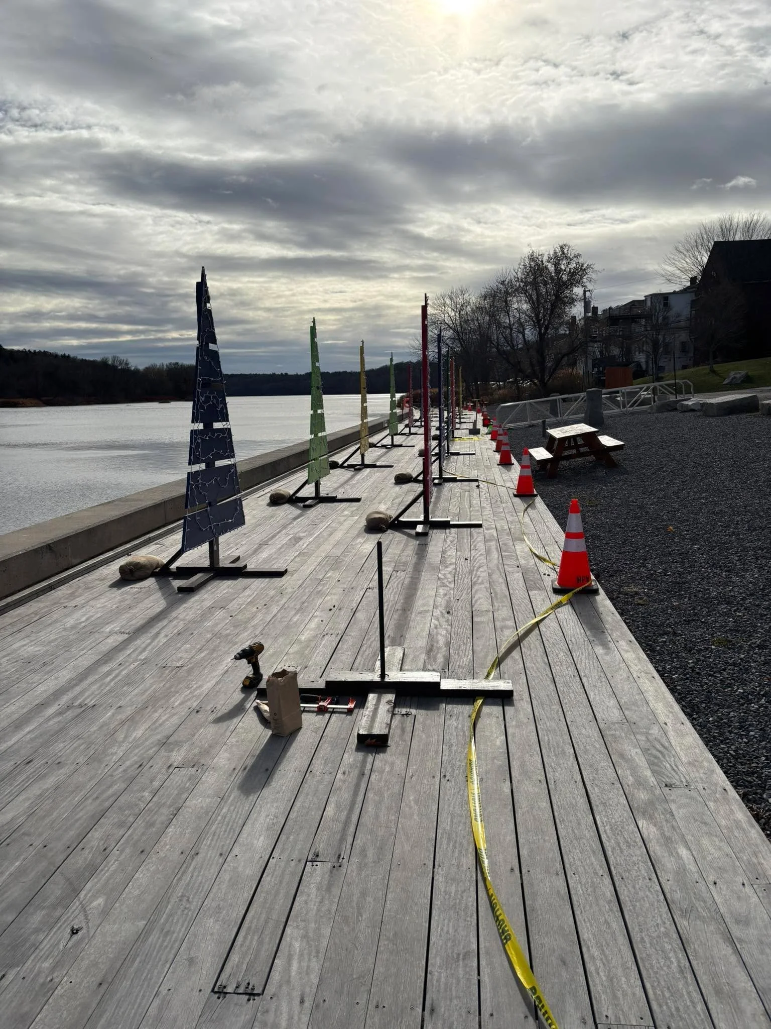 Only a few days into it and already a missing sandbag! Grrrrrrrrr!