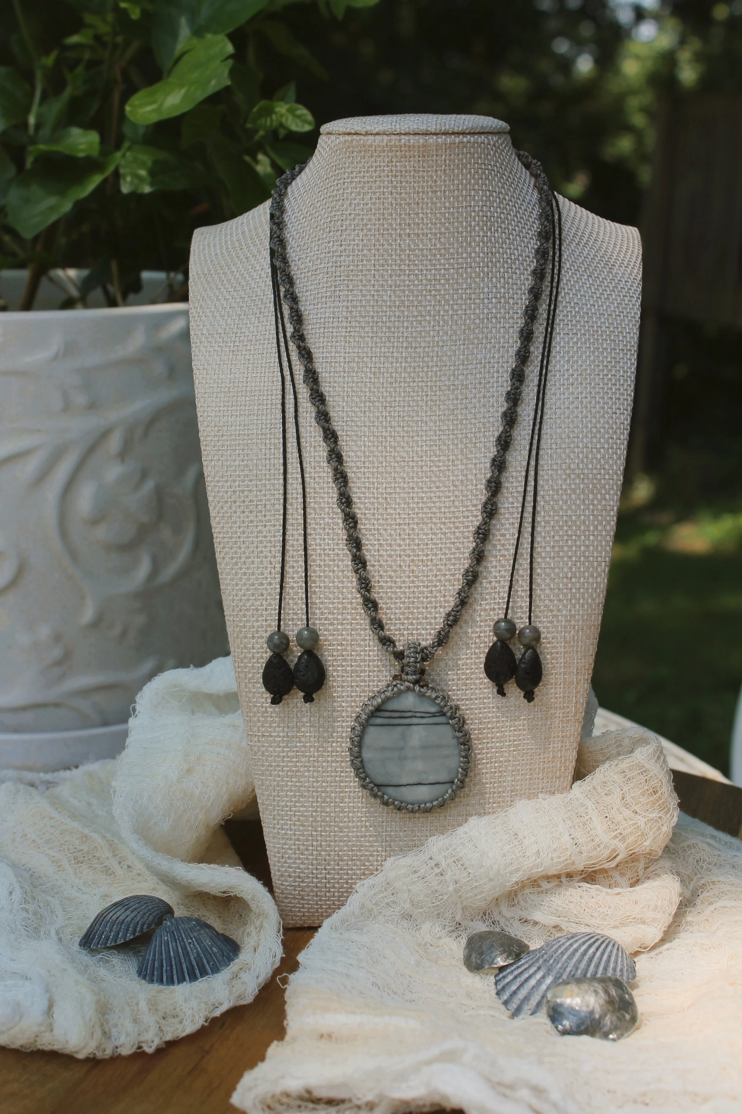 Picasso Stone is often referred to as the "Artist's Stone" because it is said to inspire creativity and it promotes inner clarity and self awareness. It encourages to ask questions and to break rules, while inviting us to listen carefully and study a