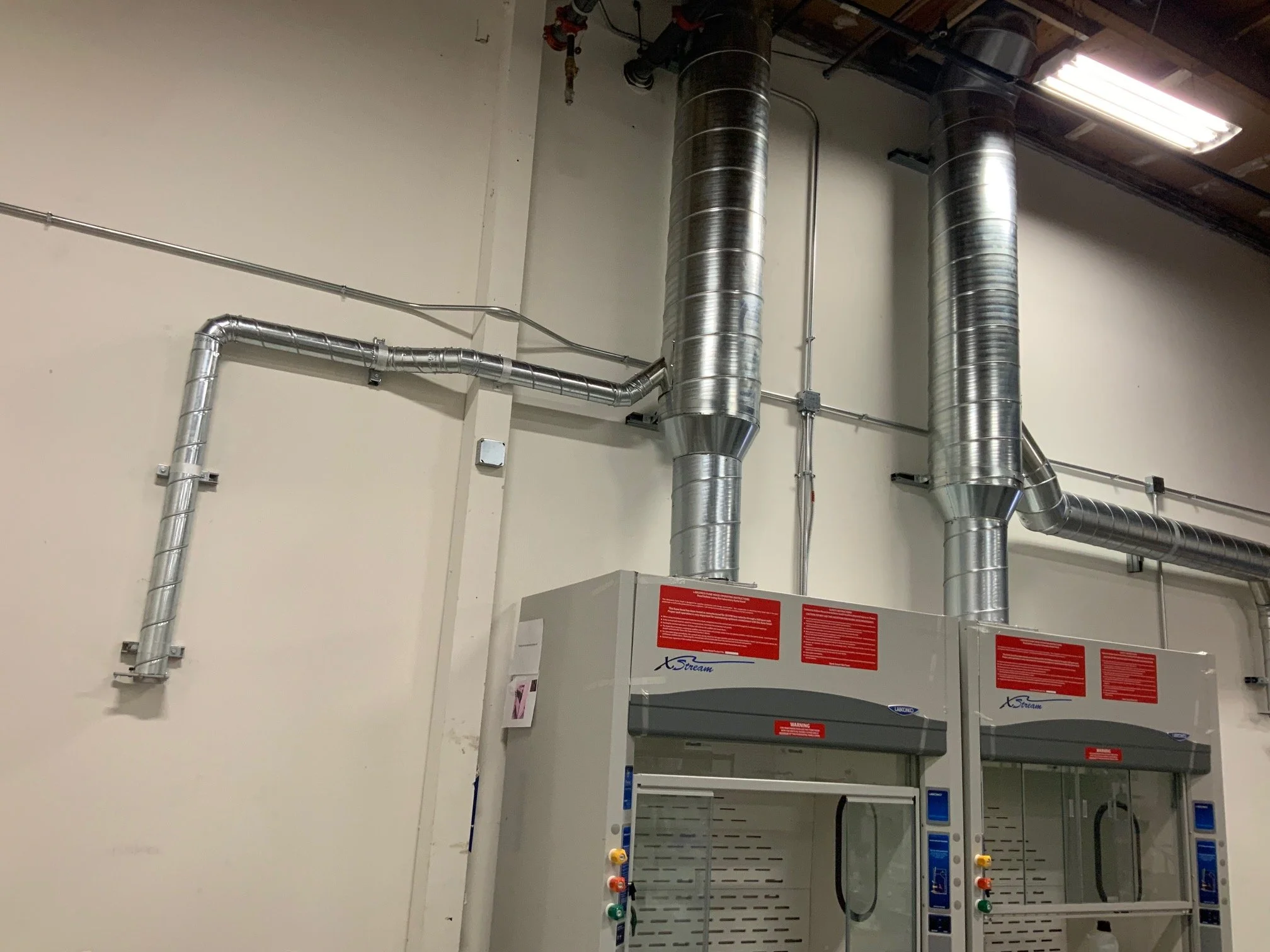 fume hood and duct 2.jpg