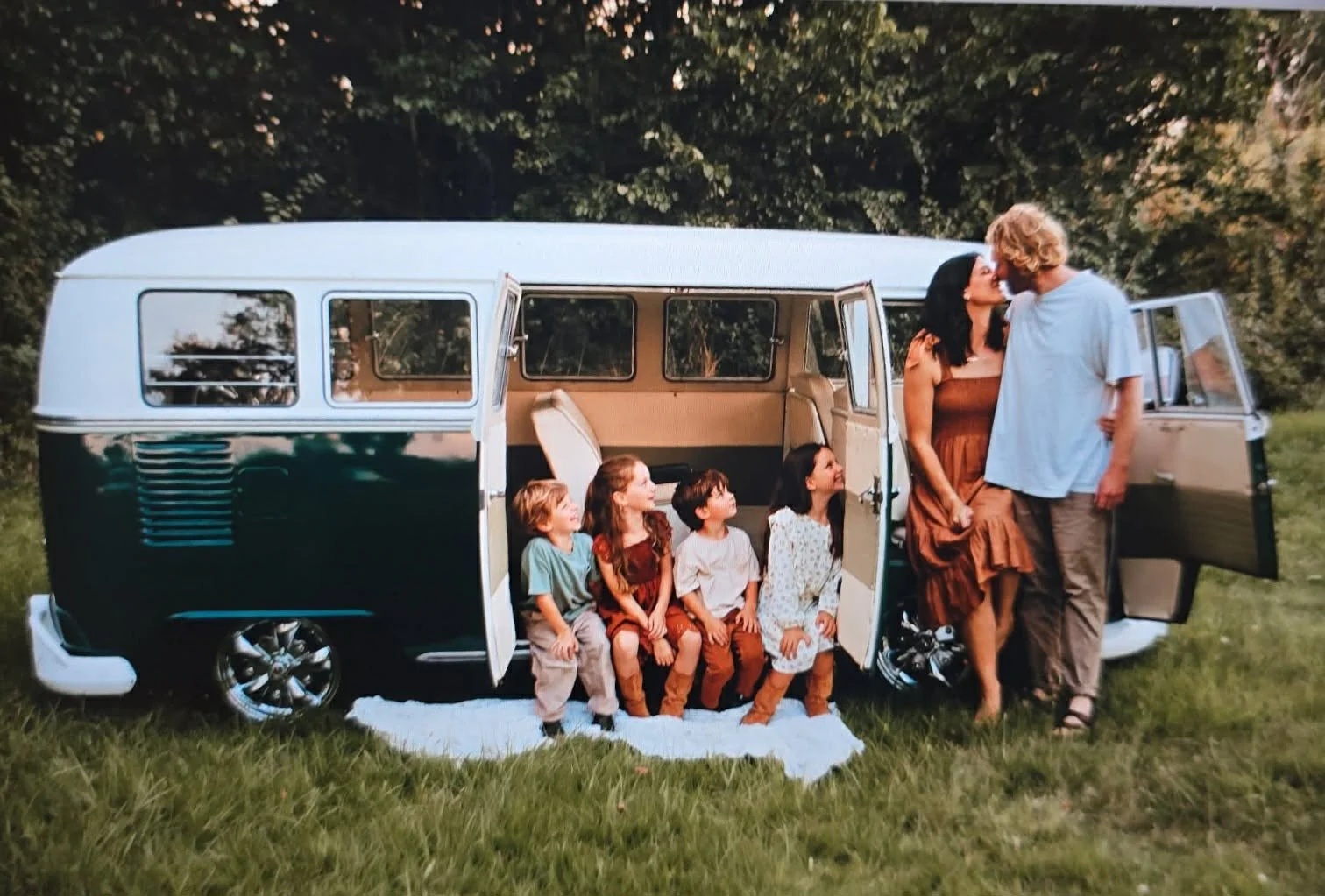 ONLY TWO SPOTS LEFT!!!!

KOMBI MOTHERS DAY MINI SESSIONS $500

https://www.memoryco.au/limit-ed-kombi