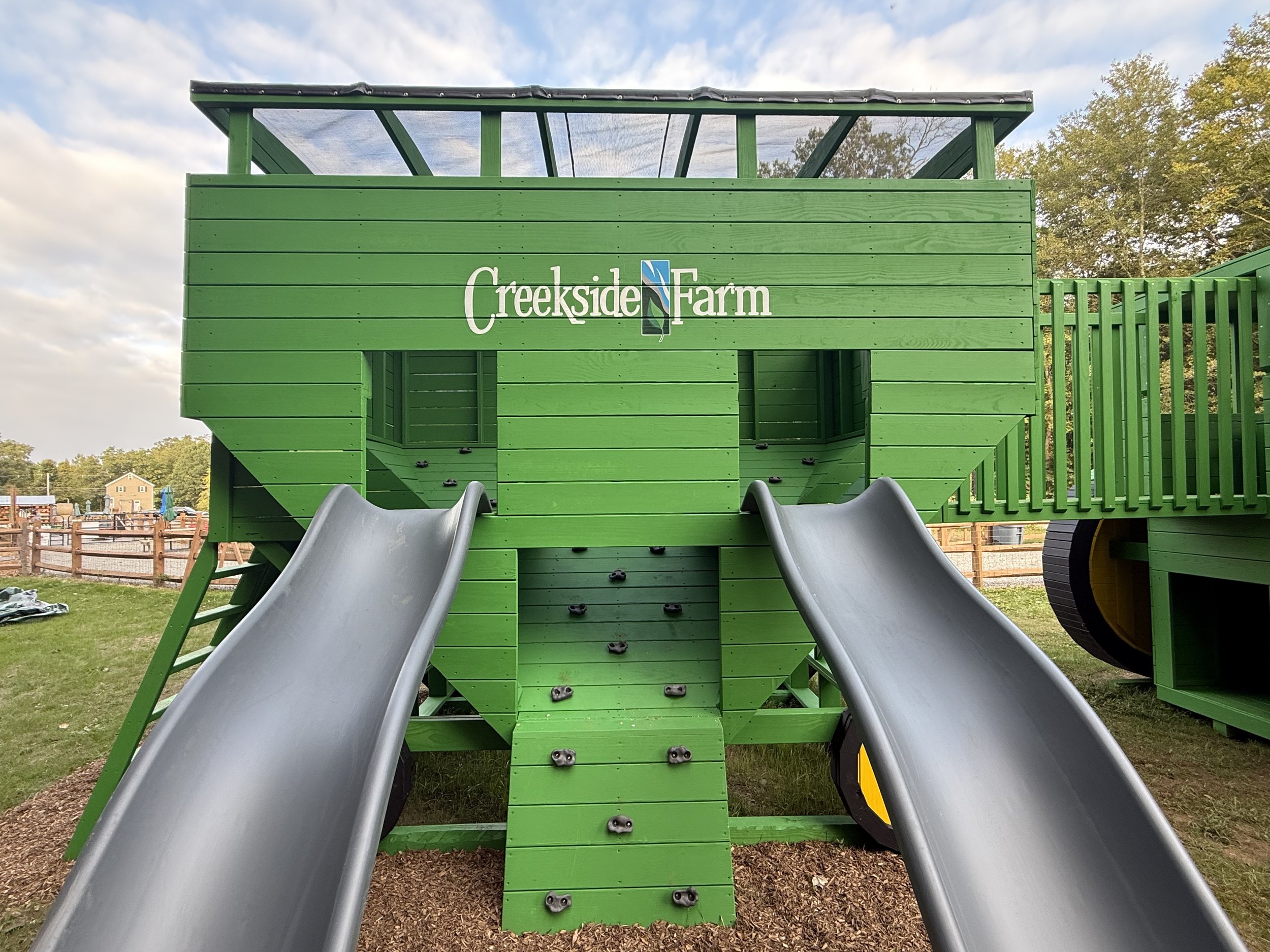 Barnyard Bash Kids Party