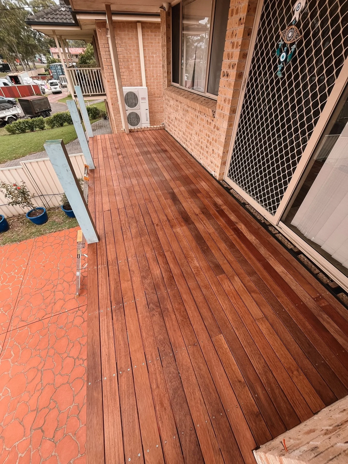 Stunning new merbau decking almost complete 🏡 Just awaiting handrail and balustrade to finish off this space ✨ 

📞 Call Dean on 0409 245 268 to organise a free quote 📞