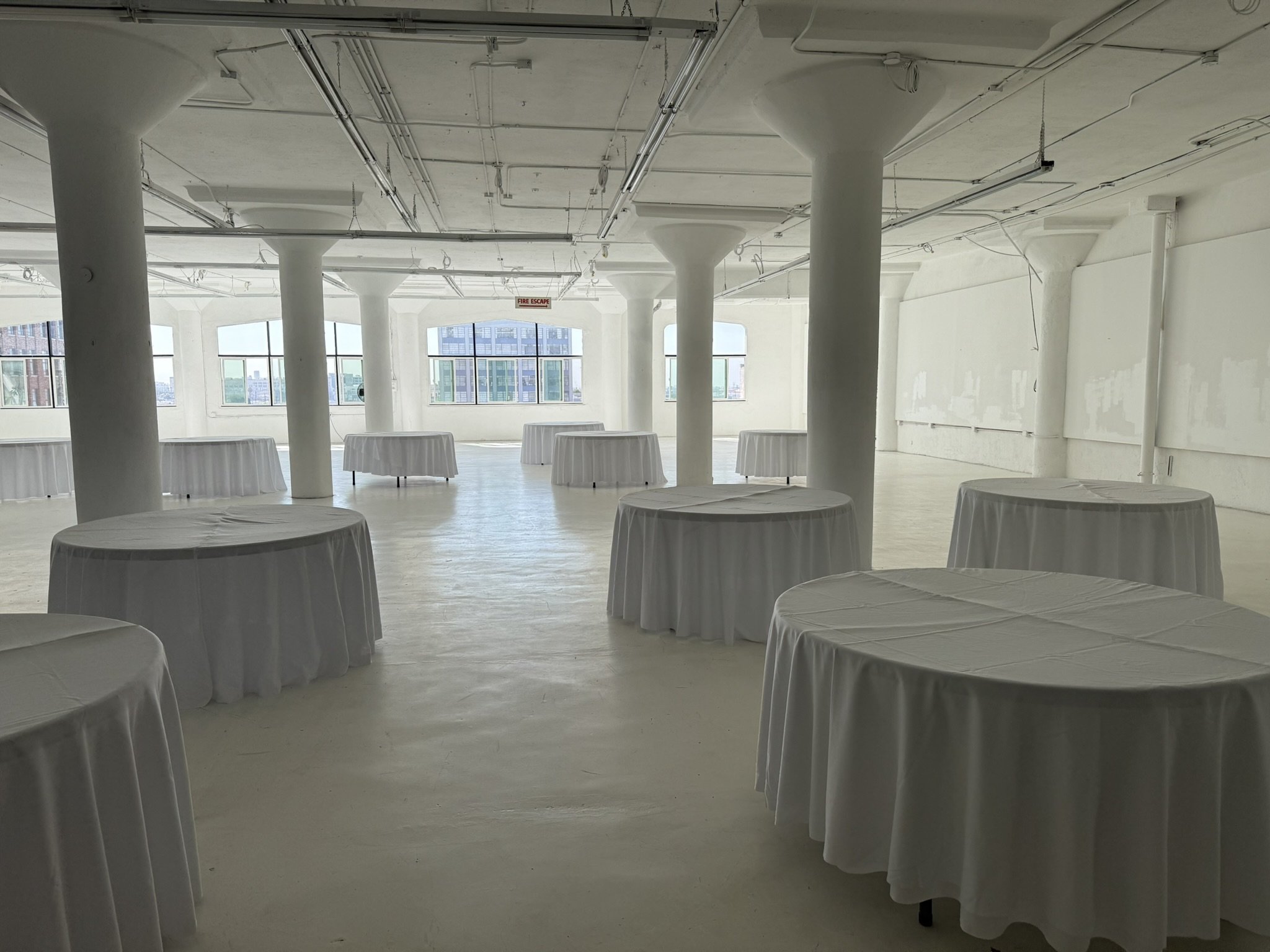 60" round table w/ white round linens