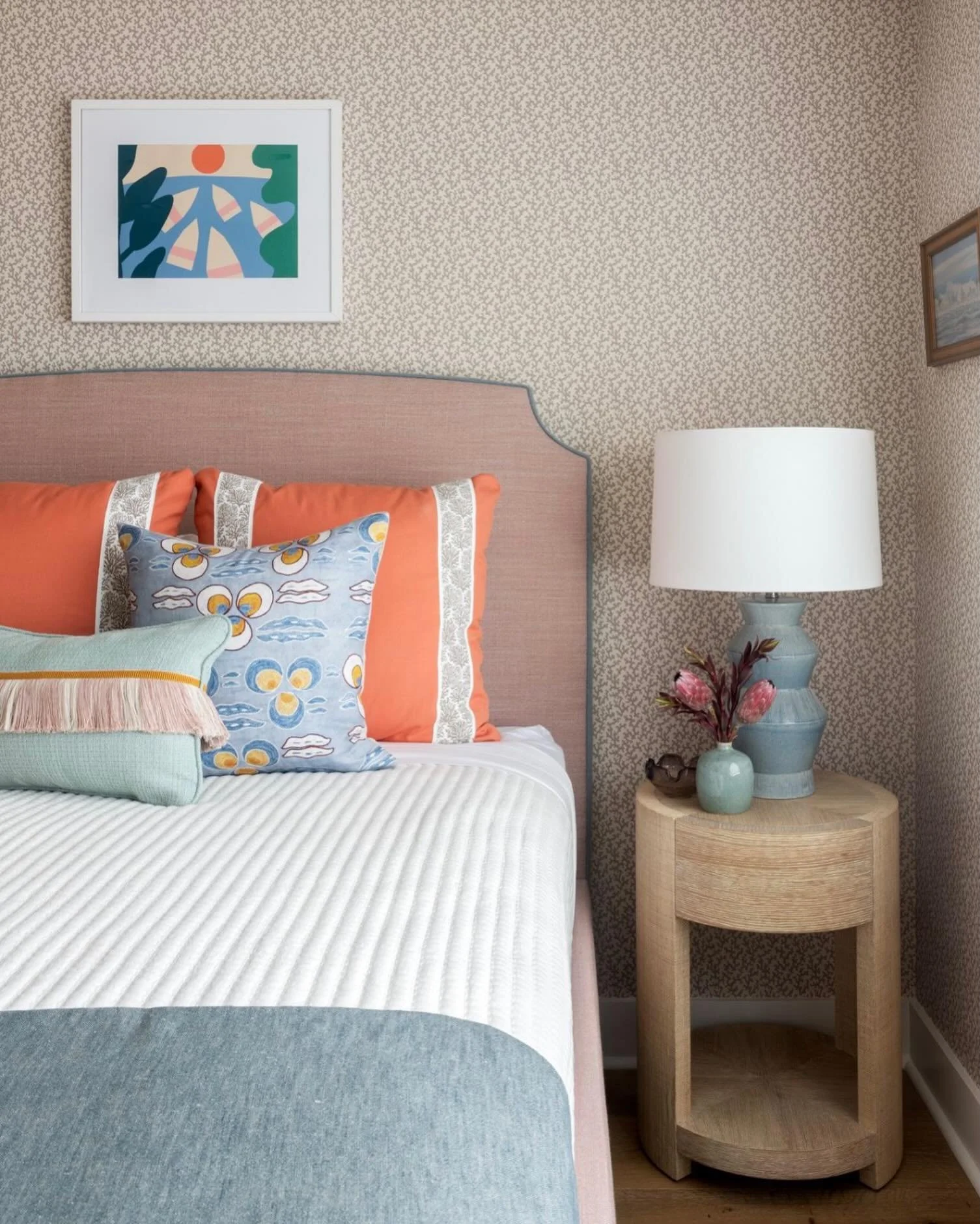 17 days until Memorial Day☀️

This Stone Harbor guest room exudes joy. A beach house should do nothing but! At Jill Myers Interiors, I pride myself in truly connecting with clients to make their home(s) not just look beautiful, but provide an experie