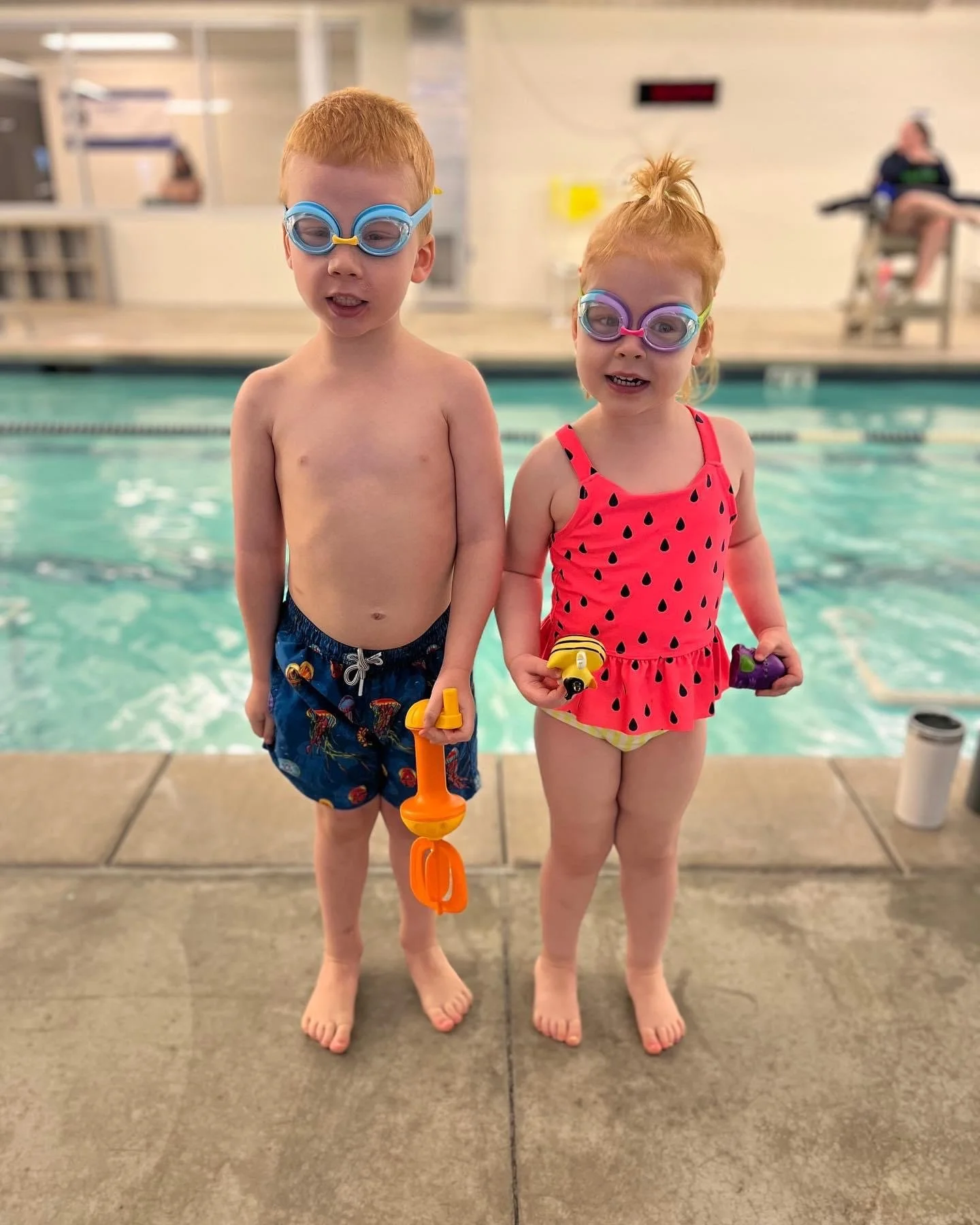 Dive in Style: Choosing the Best Swimsuits and Goggles for Your Little Swimmers