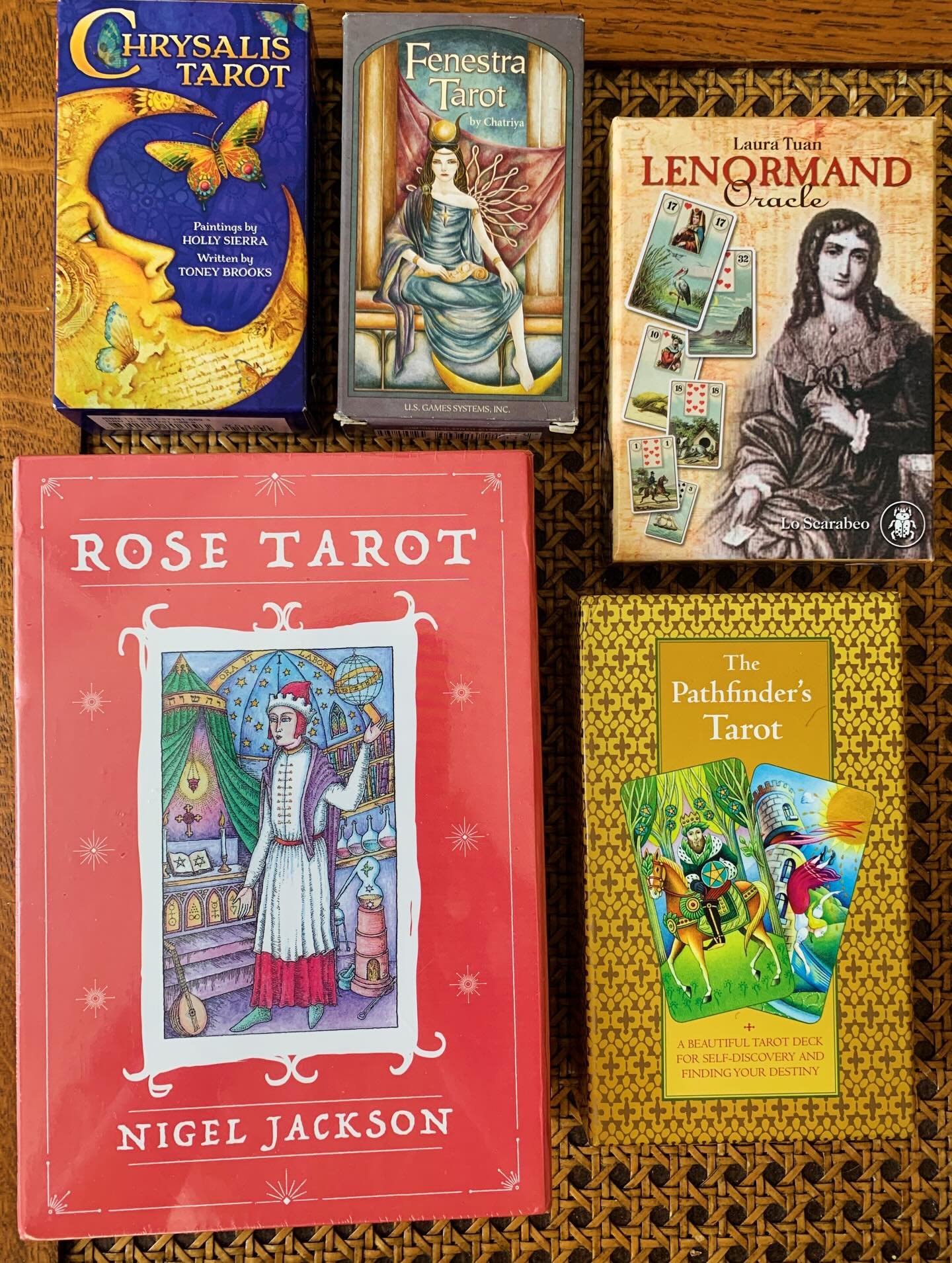 As we close Taurus season, we&rsquo;ve been savoring our love of beauty in physical objects. But of course these are not just objects&hellip; they&rsquo;re guides, allies, and transformational tools.
🪽
Here is a smattering of new arrivals, recent di
