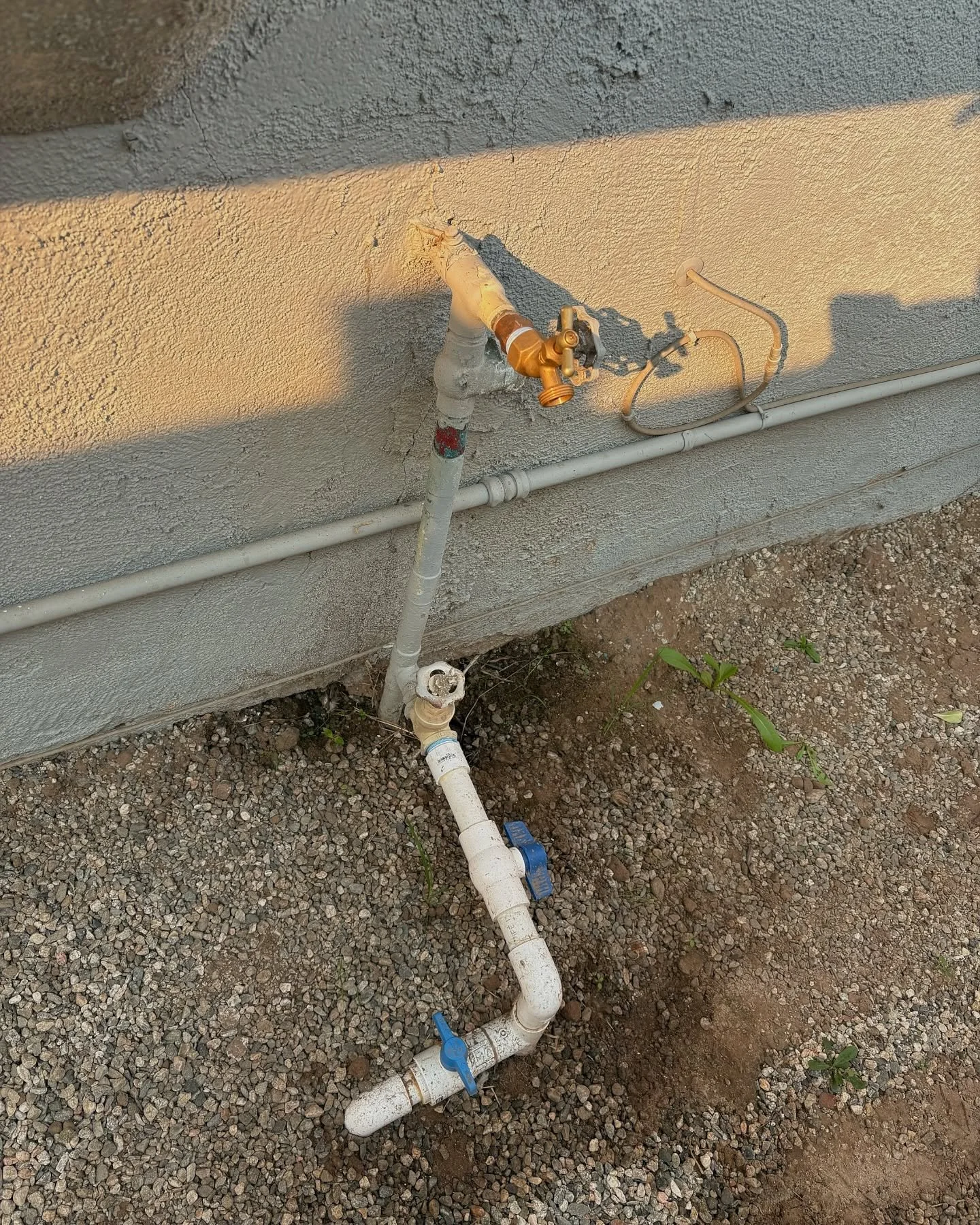 LEAKING WATER MAIN. WATER MAIN REPLACED &amp; REDESIGNED FOR A MORE EFFICIENT WATER DISTRIBUTION AND SHUT OFF CAPABILITY.