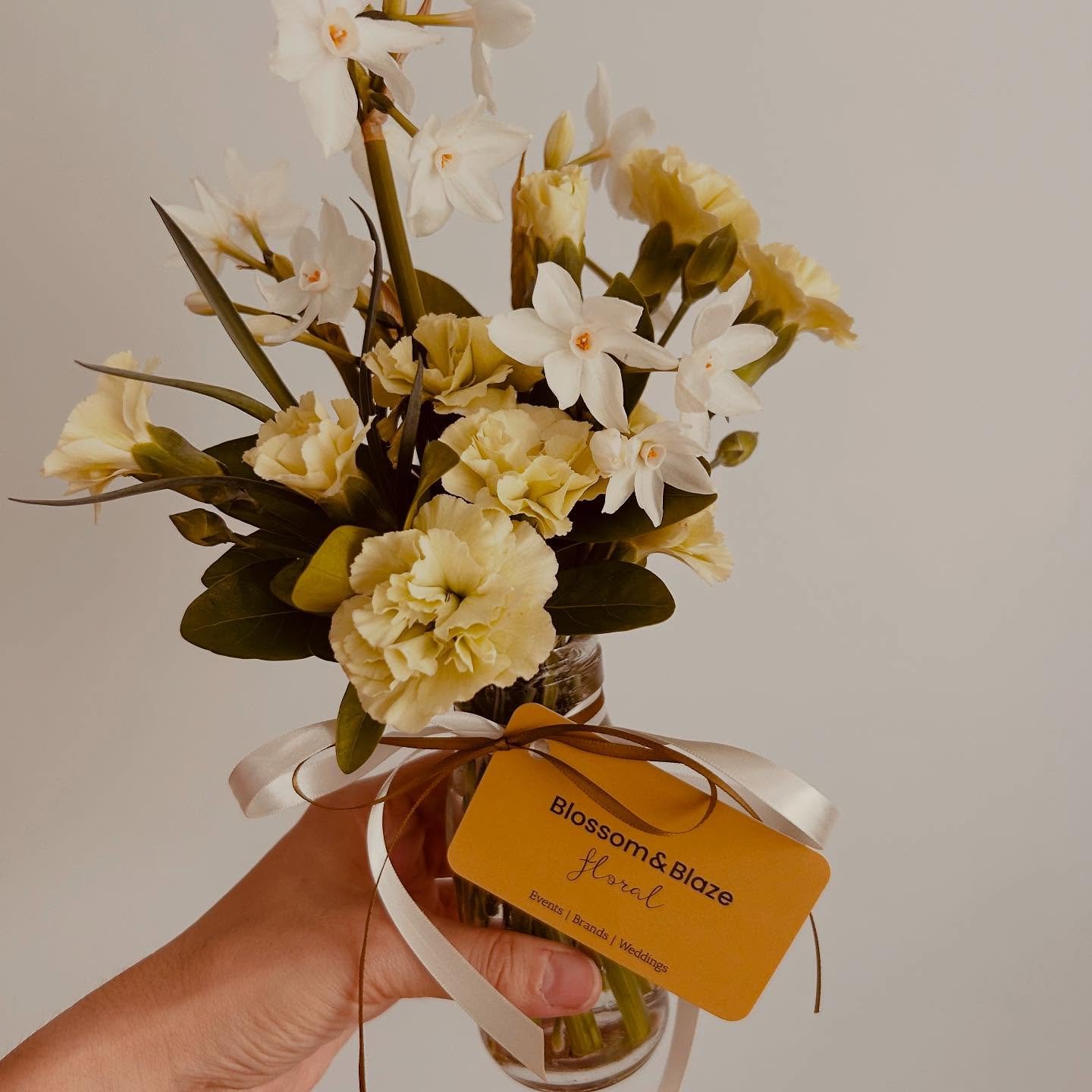 These sweet little bud vases are like mini love notes from nature 💌

Each one is unique, seasonal, and made to spark a little joy&mdash;perfect for desks, nightstands, and gifting.

I&rsquo;ll have a fresh batch ready for you at the @thehillsupmarke