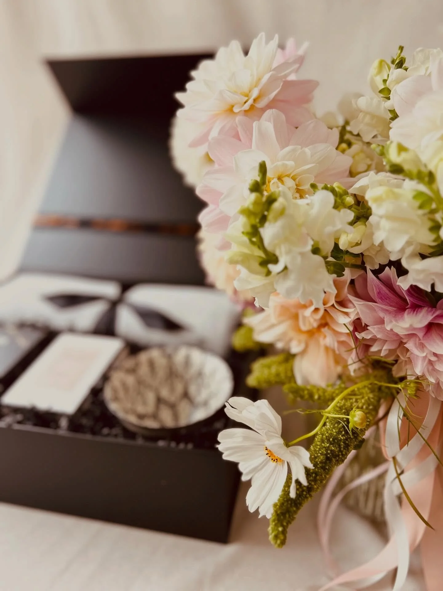 Introducing our second Mother&rsquo;s Day bundle: Luxe Bloom | The Grand Gesture. 

The Grand Gesture includes a stunning selection of local seasonal blooms in a delightful and delicate soft palette presented in a stunning glass vase for mum to enjoy