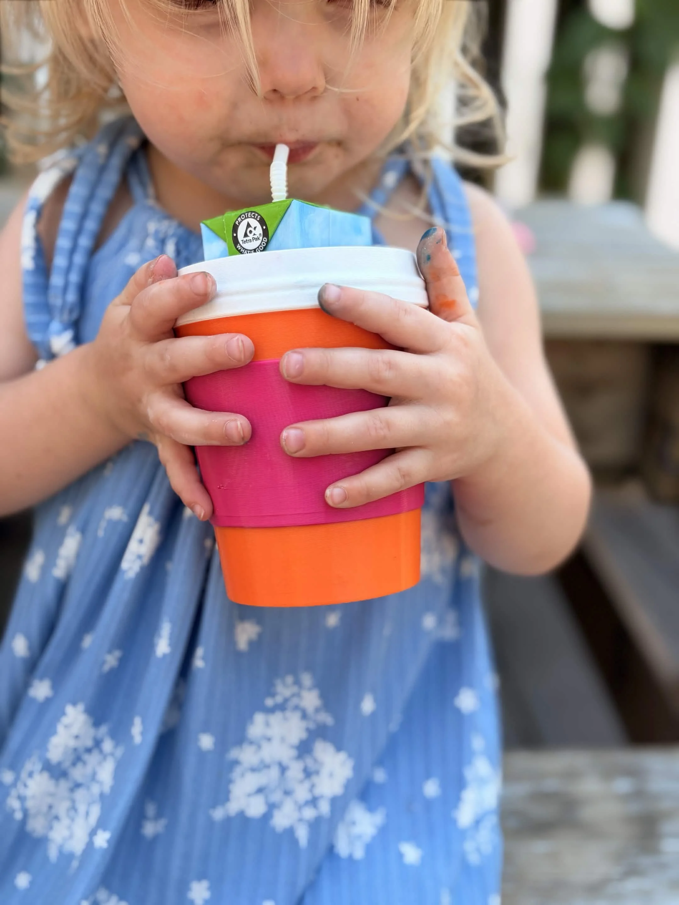 kids coffee holder (juice only)