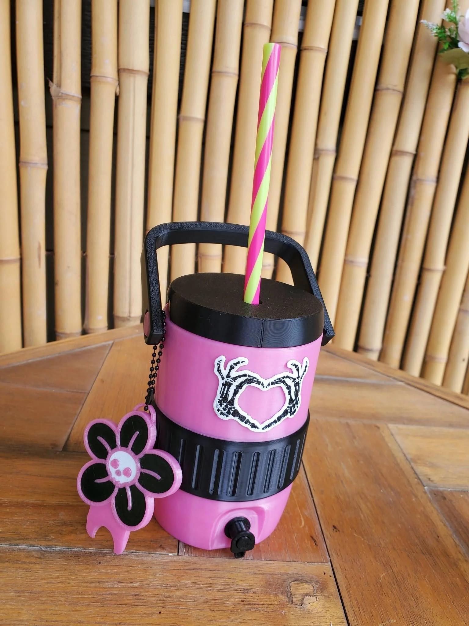 koozie bucket (tall 20oz bottle)
