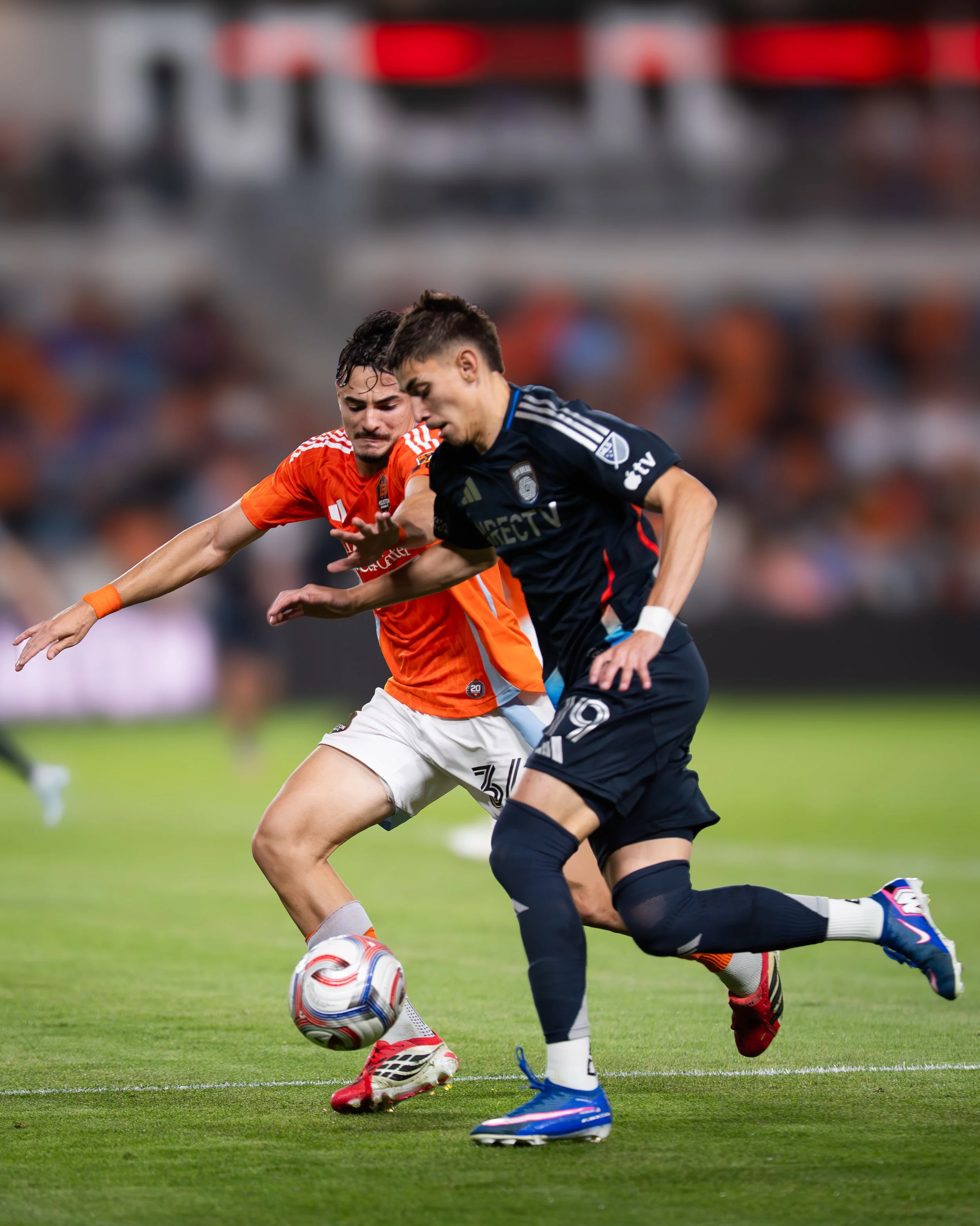 Dynamo FC-19.jpg