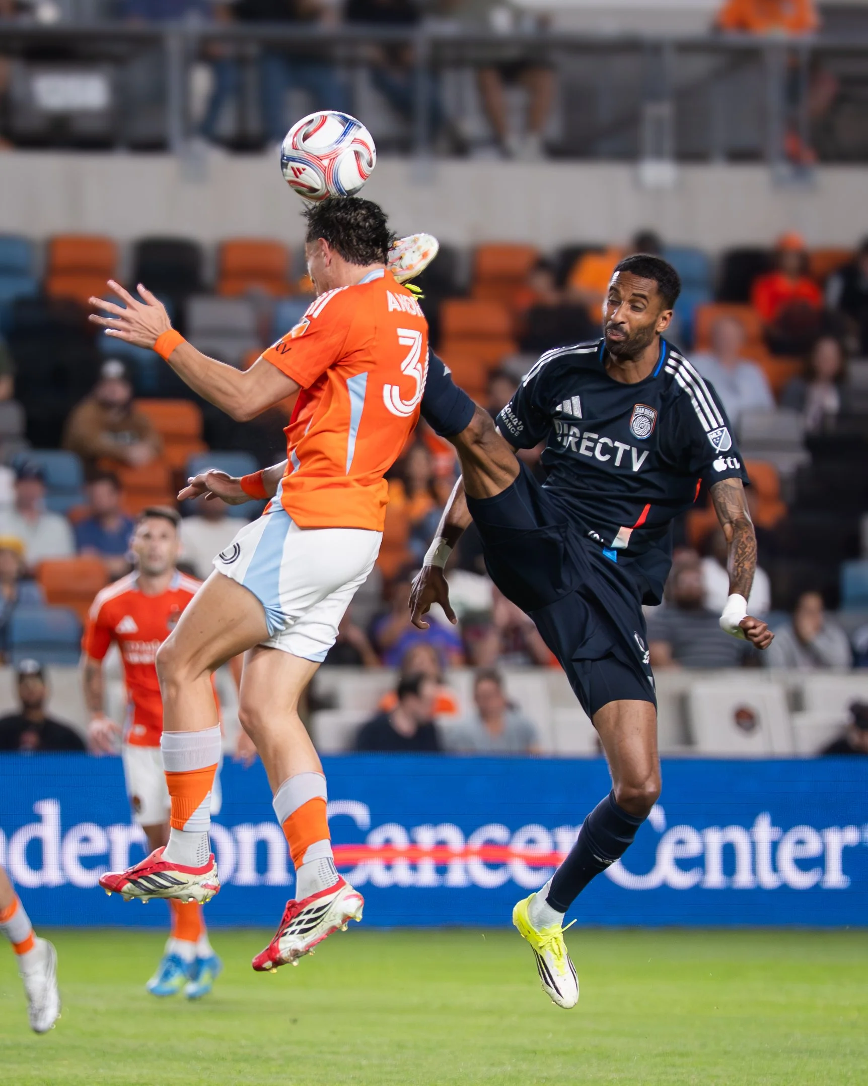Dynamo FC-20.jpg