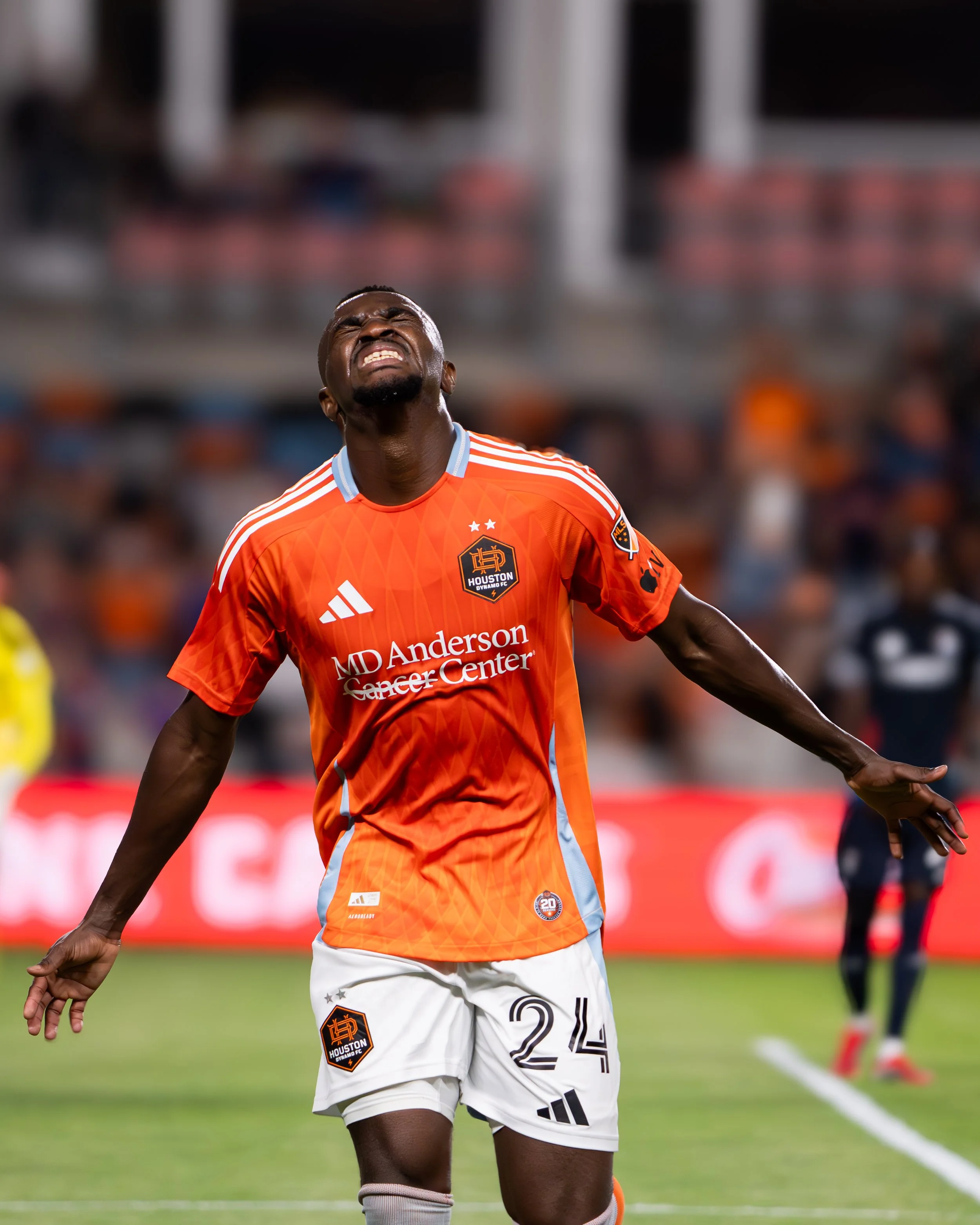 Dynamo FC-67.jpg