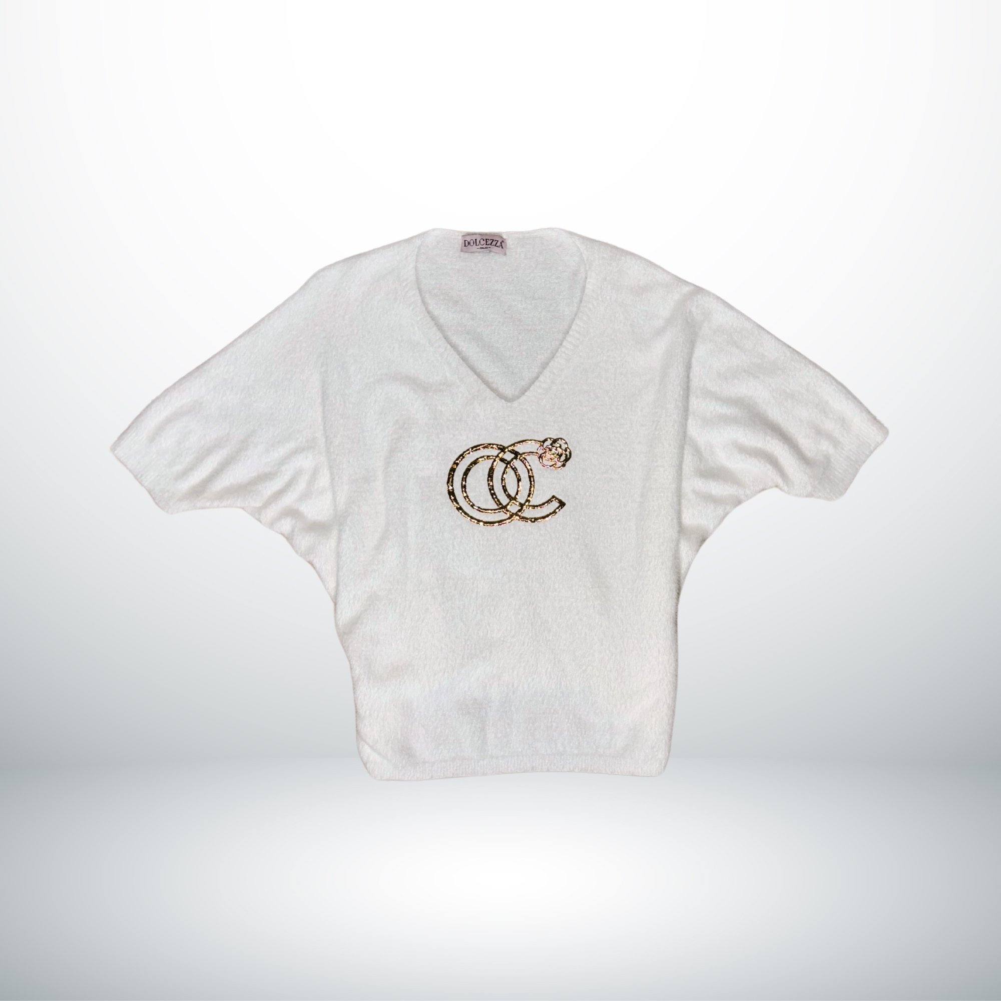 WHITE ALPACA KNITWEAR