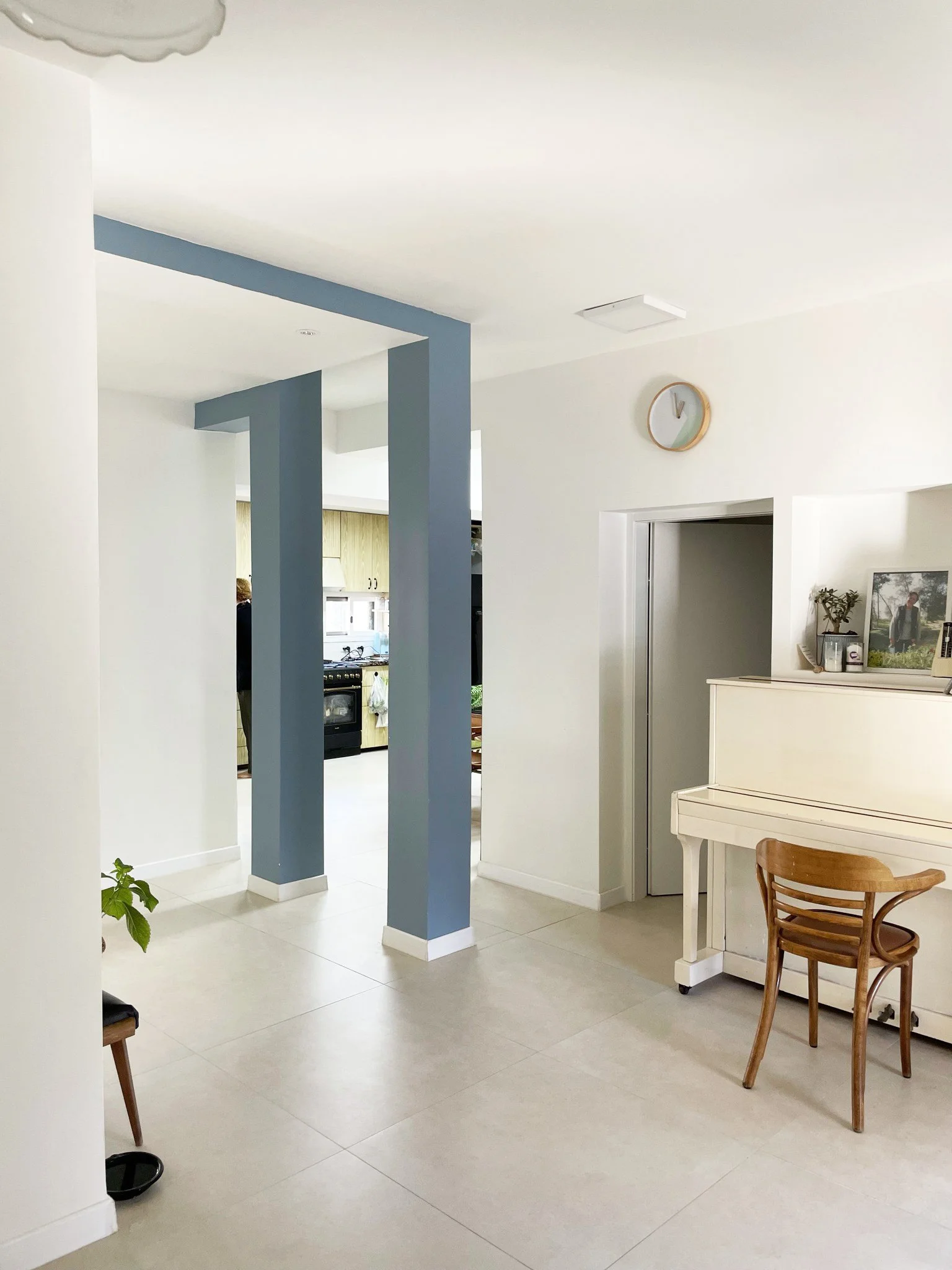 Shimrit Florsheim_AP House 04.JPEG