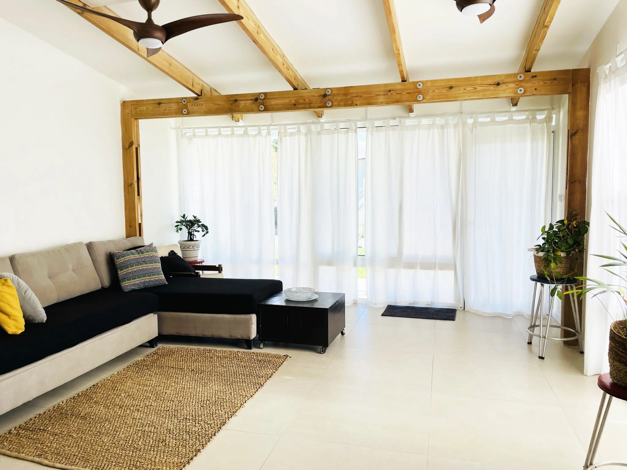 Shimrit Florsheim_AP House 012.JPEG