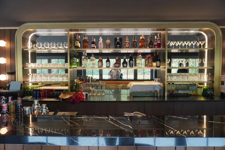 Galae Bar บาร์ใต้ถุนอาคารเดิม เชียงใหม่ ออกแบบโดย WV ARCHITECT