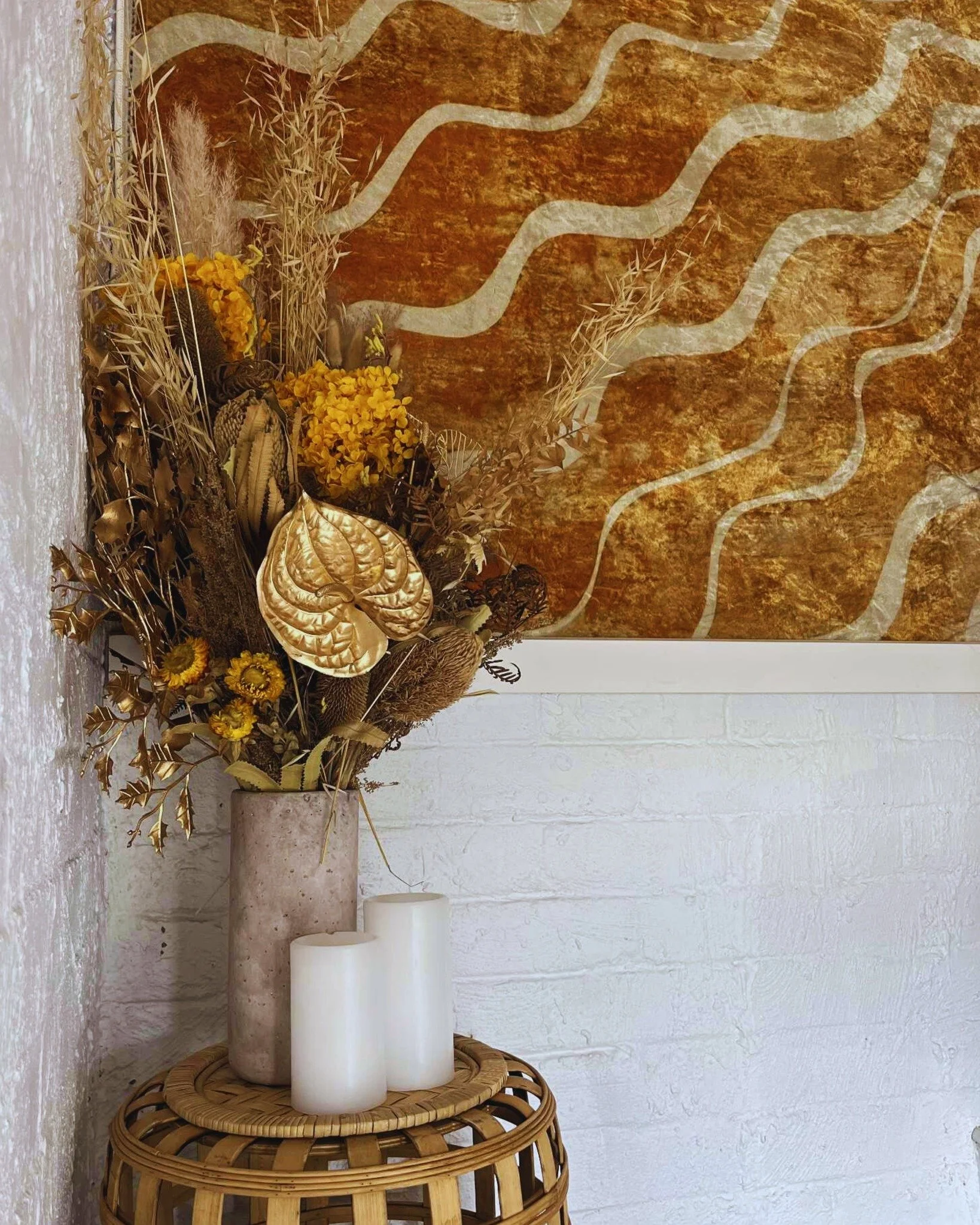 So why is the studio filled with so much gold + yellow?

The obvious answer? The sun.
The sunrise. A new day. A fresh start.

But to me, it means so much more.

I believe we all carry a light inside us.

Sometimes it&rsquo;s a full-blown sunbeam.
Som