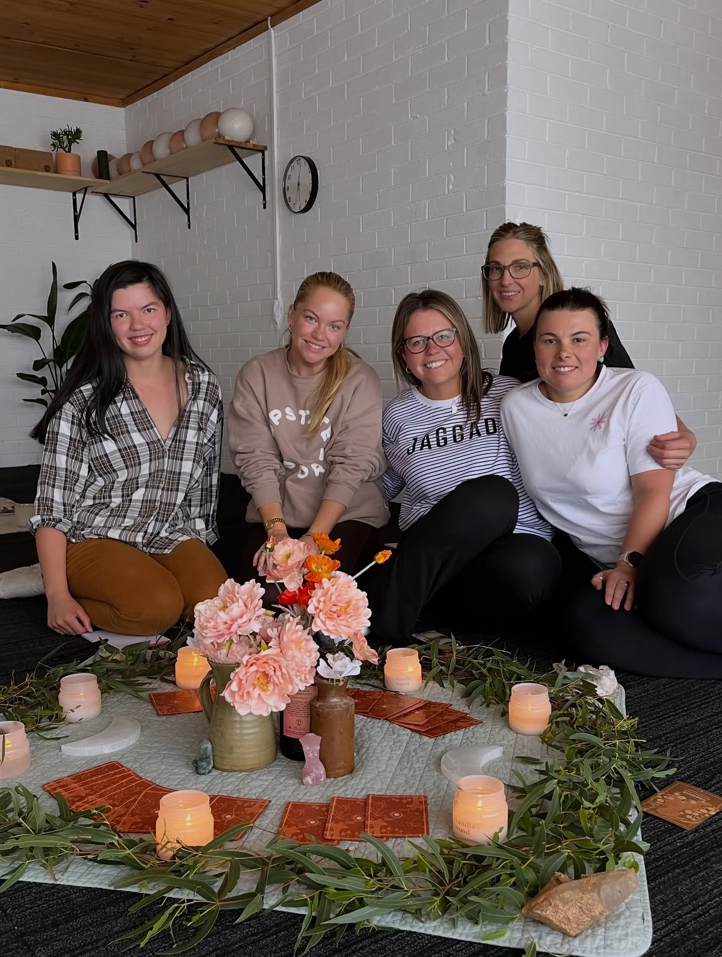An afternoon embracing women&rsquo;s wisdom, self-trust and intuition, what a beautiful way to say goodbye to our Women&rsquo;s Circles for the year. @connectionwith_courtney you divine soul 🩷