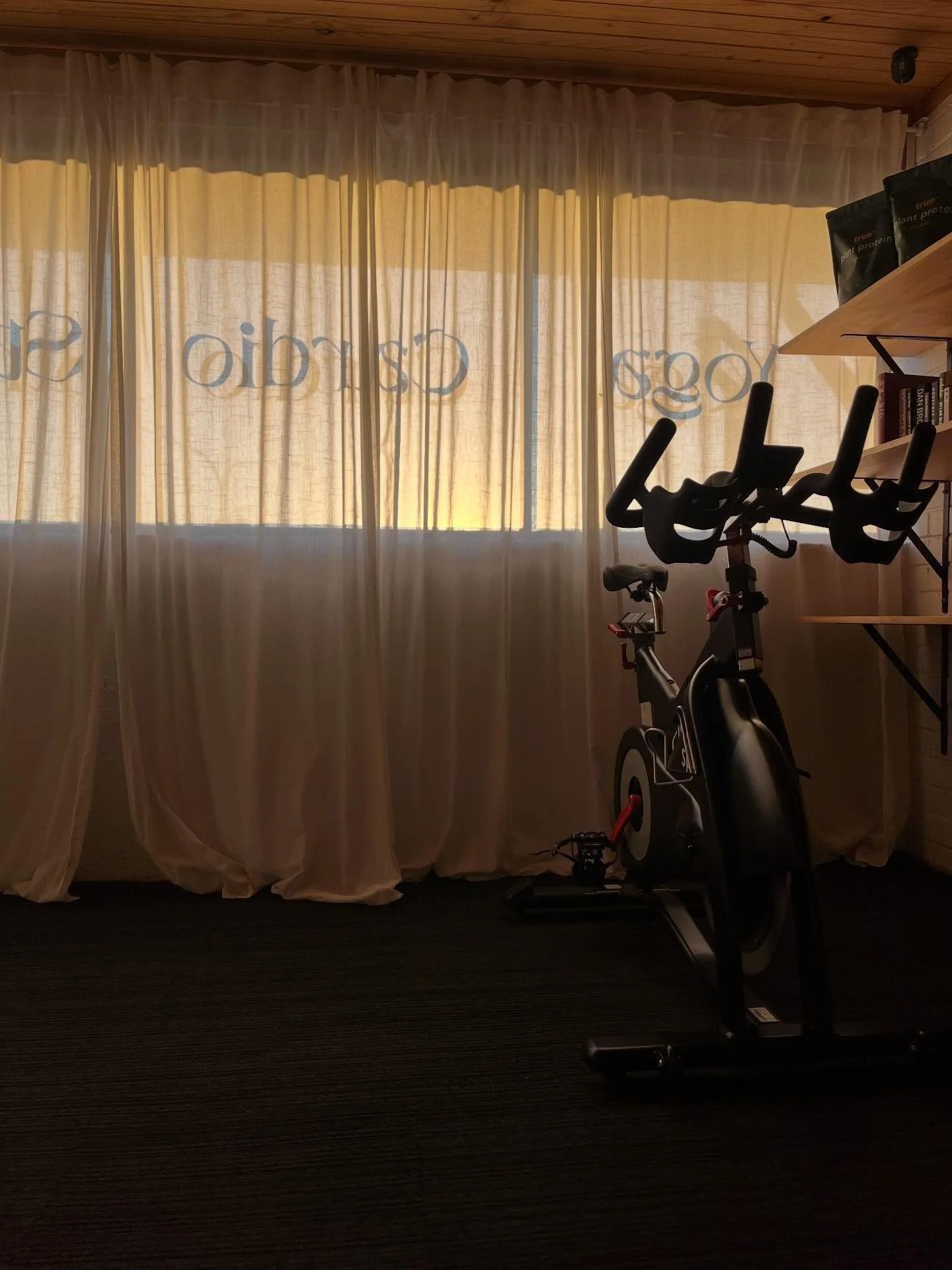 New Class Alert: Thursday 5.30am HIIT

Yes, it&rsquo;s early.
Yes, it&rsquo;s sweaty.
Yes, you&rsquo;ll probably regret it about 20 minutes in&hellip;

But it&rsquo;s done in just 30.
And you&rsquo;ll leave feeling stronger, clearer, and a little bit