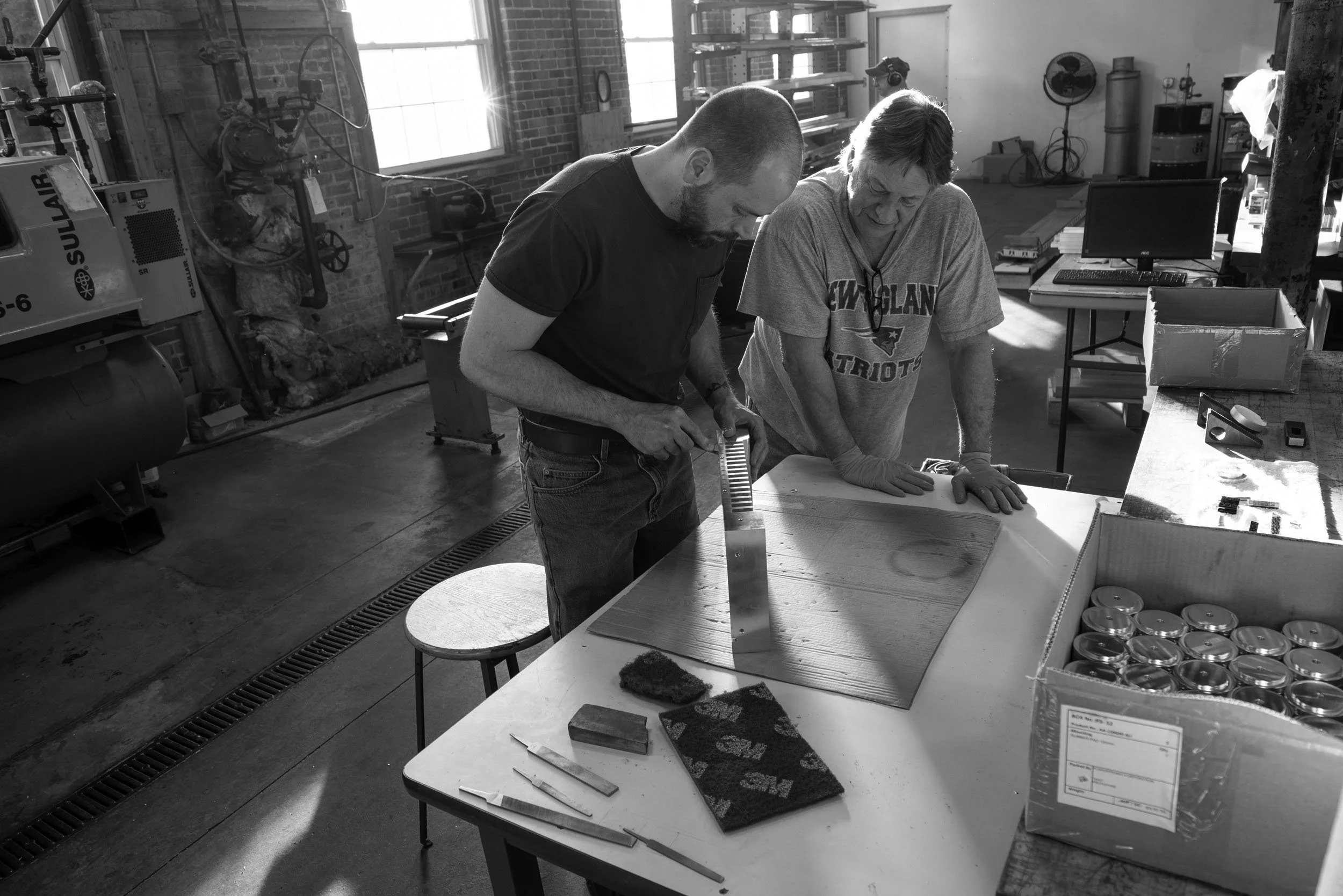 FACTORY B&W 198.jpg