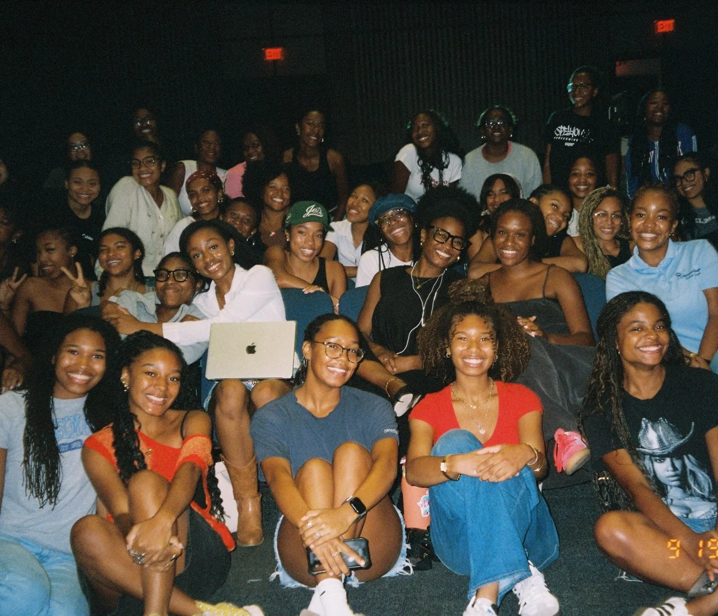 Today, the Spelman Blueprint staff is thankful for the opportunity to create within such a beautiful community of siblings! #BPONFILM 🐾🍁

🎞️ @earth2madiii, @marthaaefrem &amp; @blair.w.martin