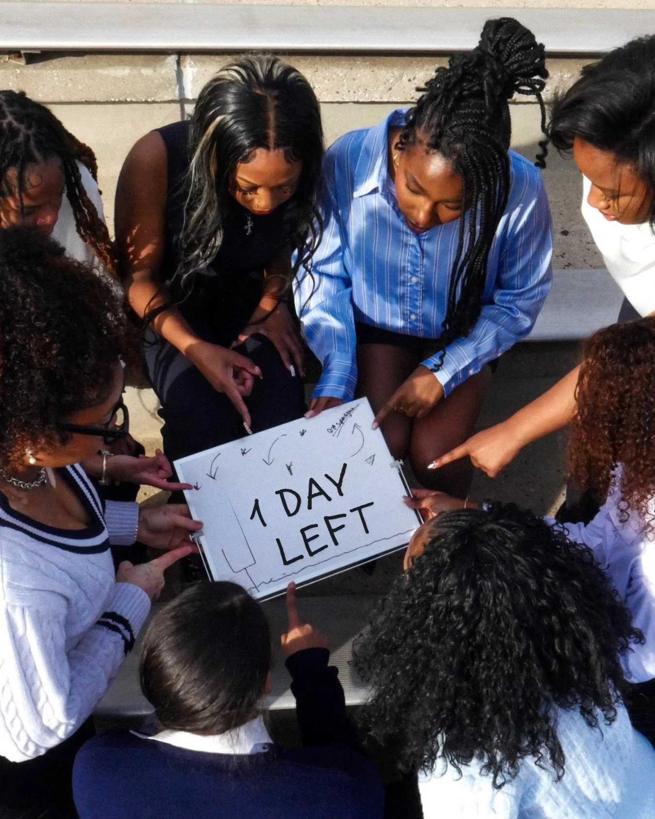 That&rsquo;s right, TOMORROW @ 11:59PM, The Spotlight Awards applications will close and those nominations will be locked in 🗳️⭐️! 

Haven&rsquo;t nominated your Spelman sibling yet? No worries! Head to our bio right now; this is your chance to cele