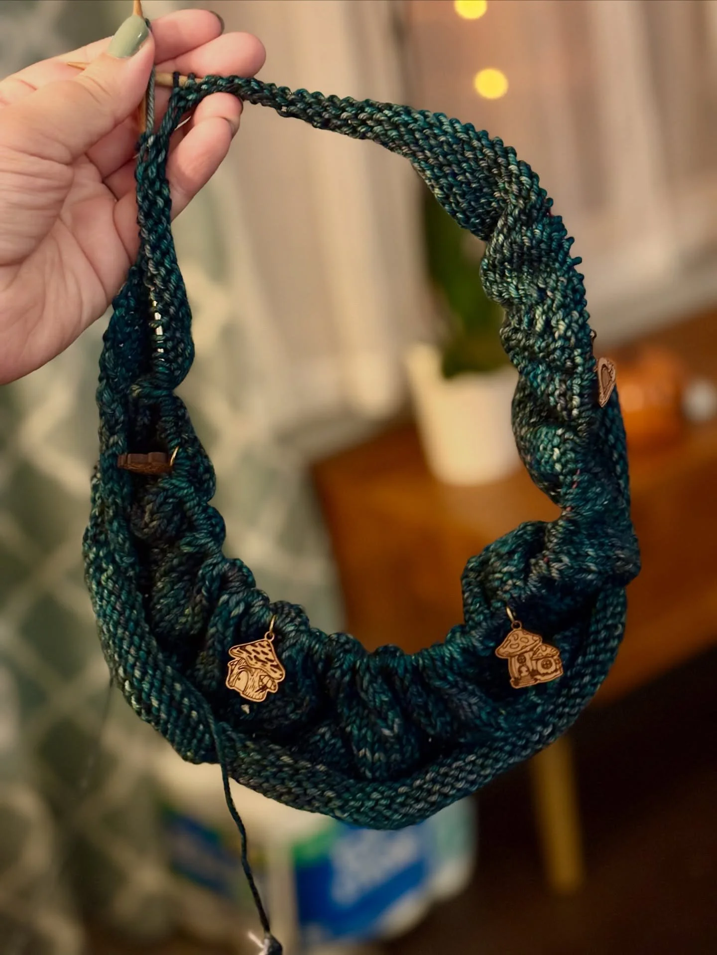 #novemberknittingchallenge Day 3: Finally joined up in the round 🎉

Pattern: Men&rsquo;s Classic Raglan Sweater by Jane Richmond
Yarn: Malabrigo Rios in Pines