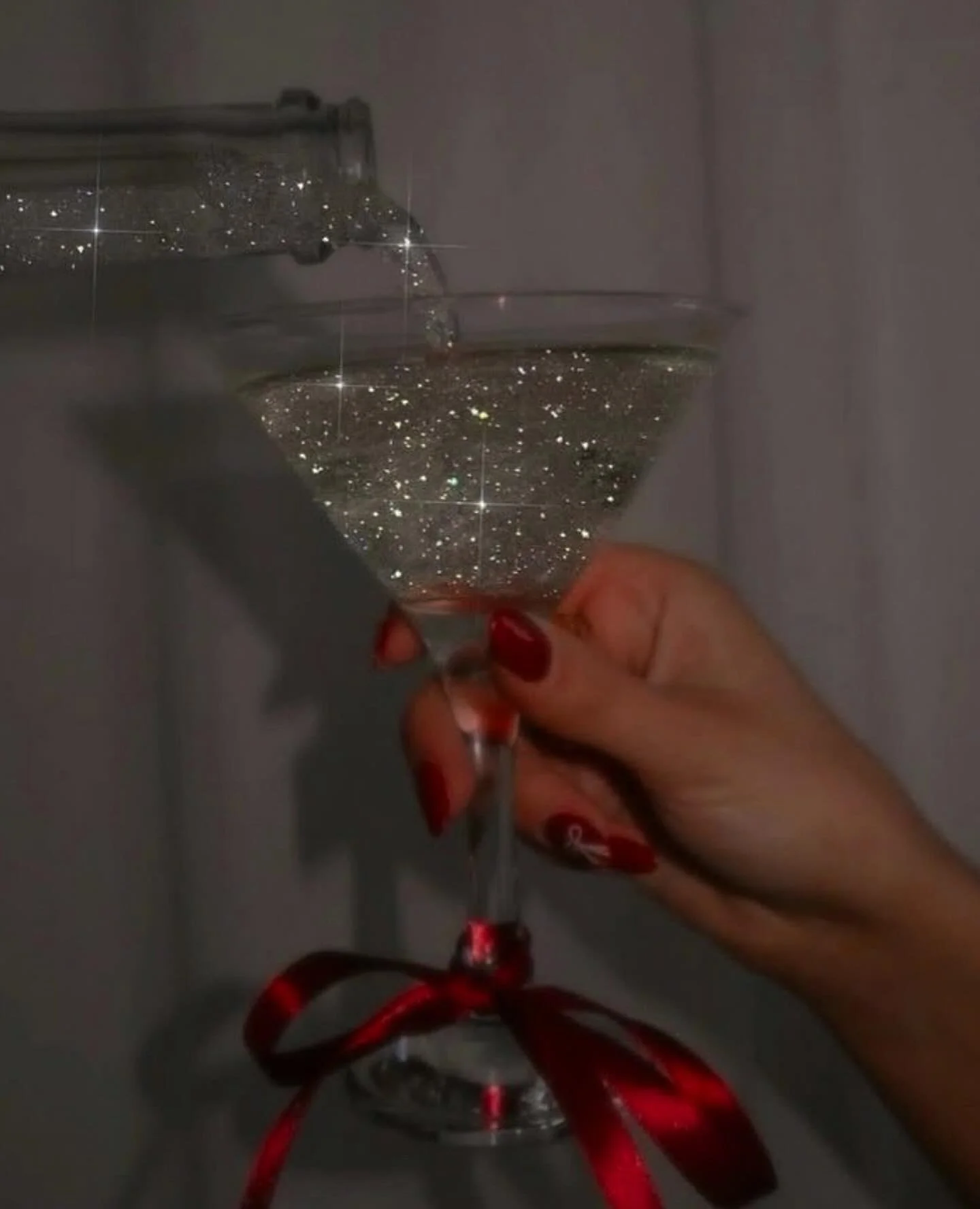 I hope you have a fabulous weekend 🥂