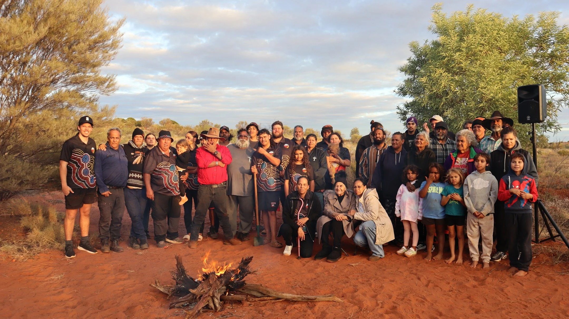 When our people gather on Country, we honour our Elders, strengthen our families and pass knowledge to the next generation.

Barra Parrapi Aboriginal Corporation is proud to support and celebrate these moments of cultural connection.