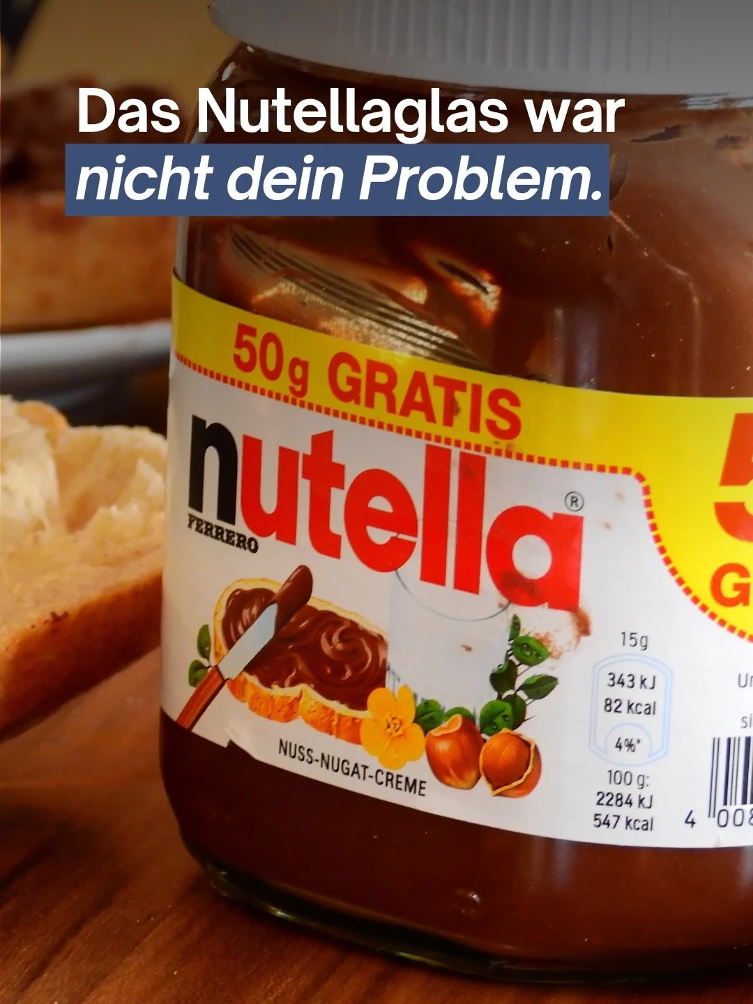 Du greifst nicht immer aus Hunger ins Glas. Manchmal willst du einfach nur kurz nicht mehr m&uuml;ssen.

Vielleicht kennst du das. Du bist eigentlich schon durch. Nicht komplett am Ende, eher so innerlich d&uuml;nn. Der Tag war voll, du hast dich zus