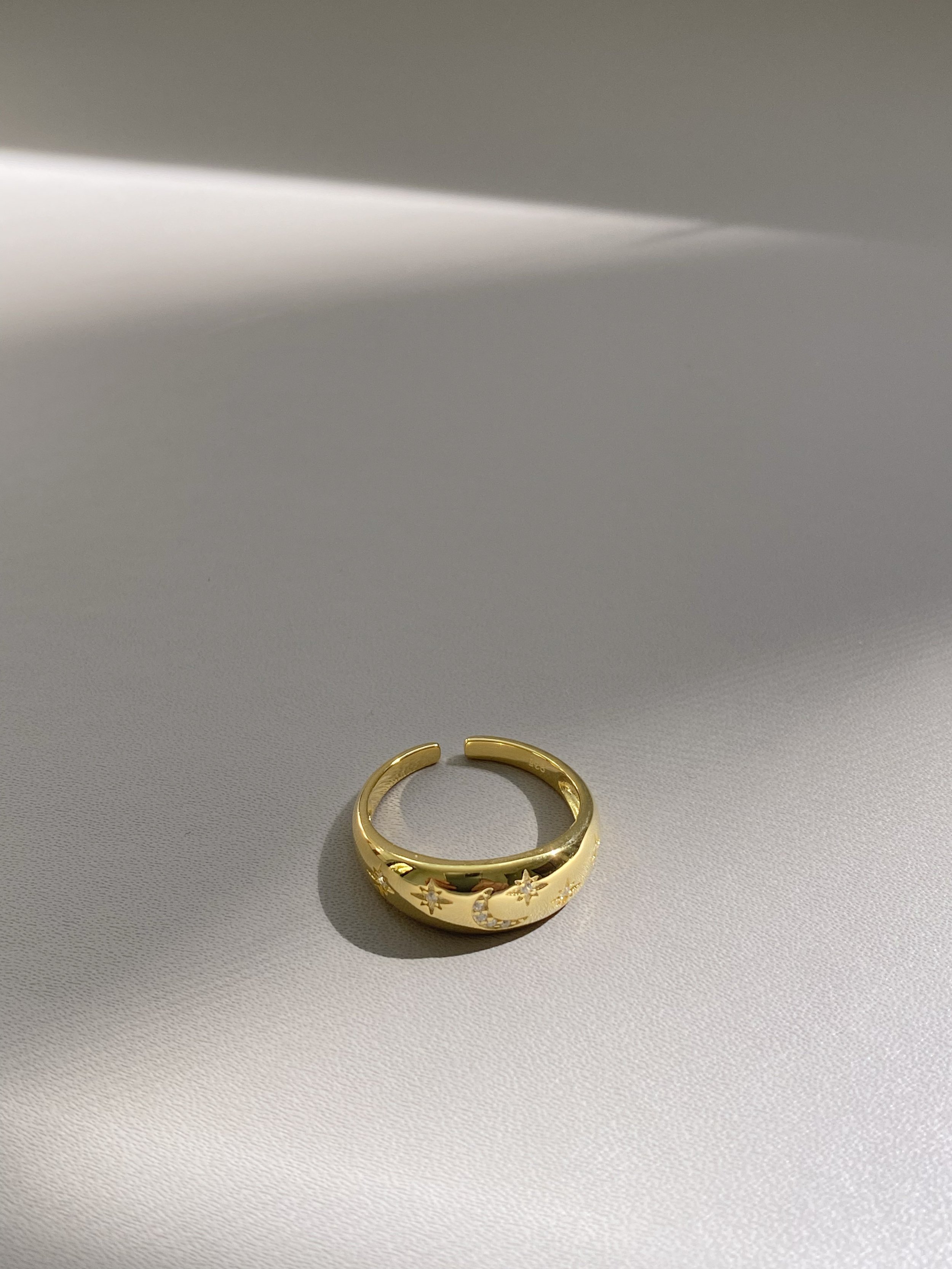 Eclipse Ring