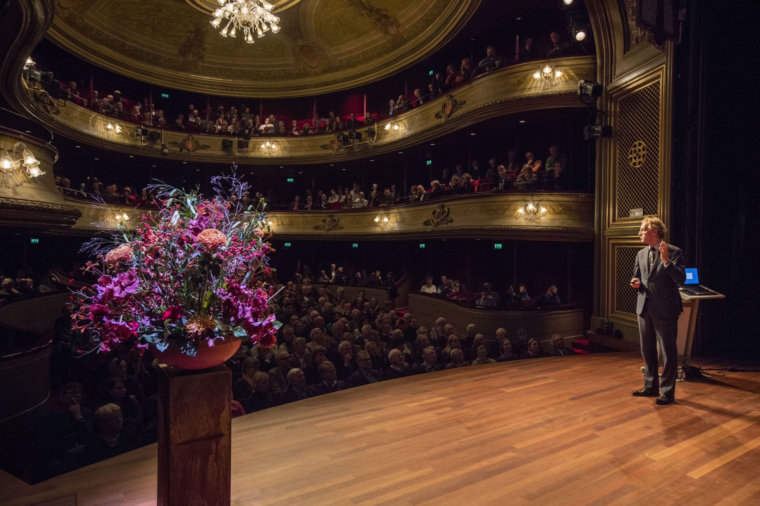 1754314018456__93a63a035684651c35b33e9ef7174aa5cbe12fe7fb055609__Zakelijkebijeenkomst-LeidseSchouwburg.jpg